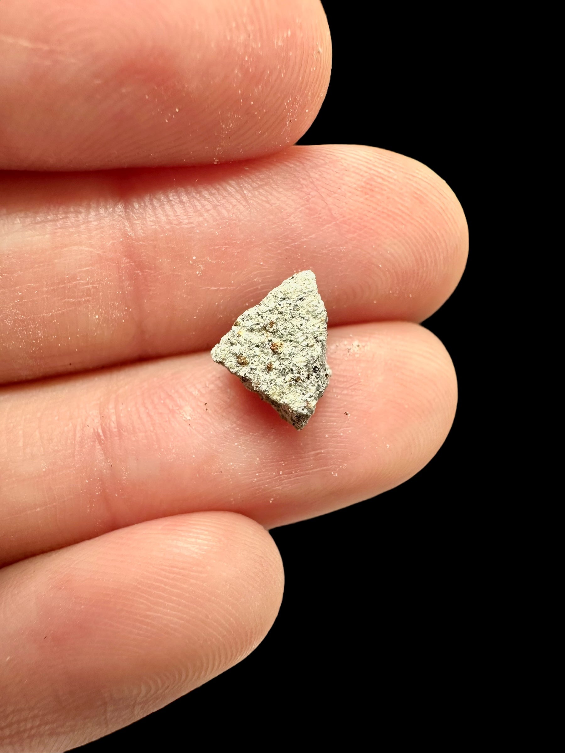 Meteorite Gatuto 0,51g – Kenya - MEGA05