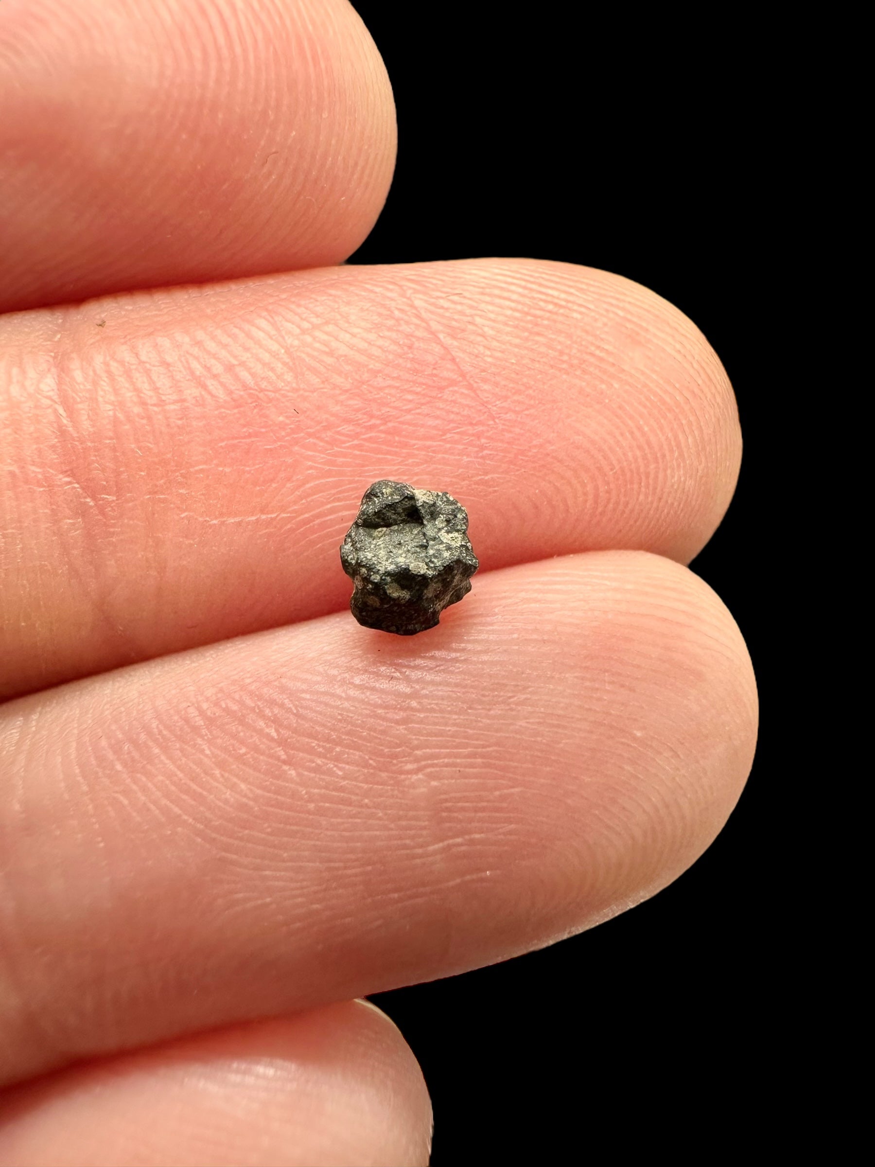 Meteorite Hassi Khebi 001 – 0,09g – Algeria - MEHK04