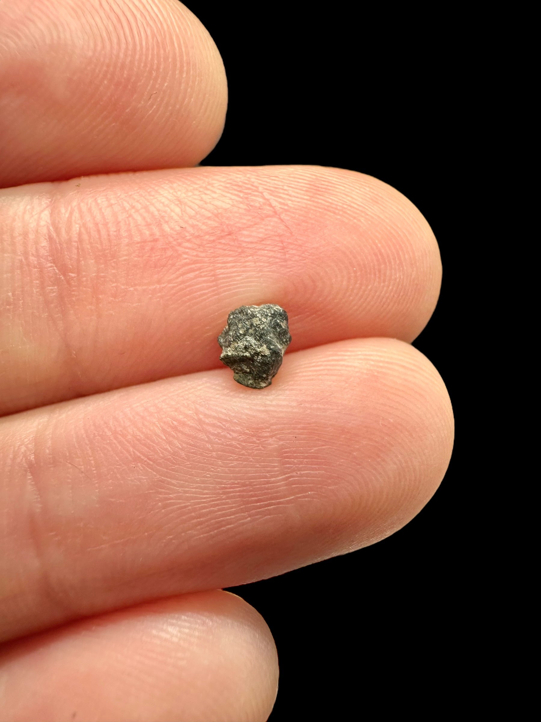 Meteorite Hassi Khebi 001 – 0,09g – Algeria - MEHK04