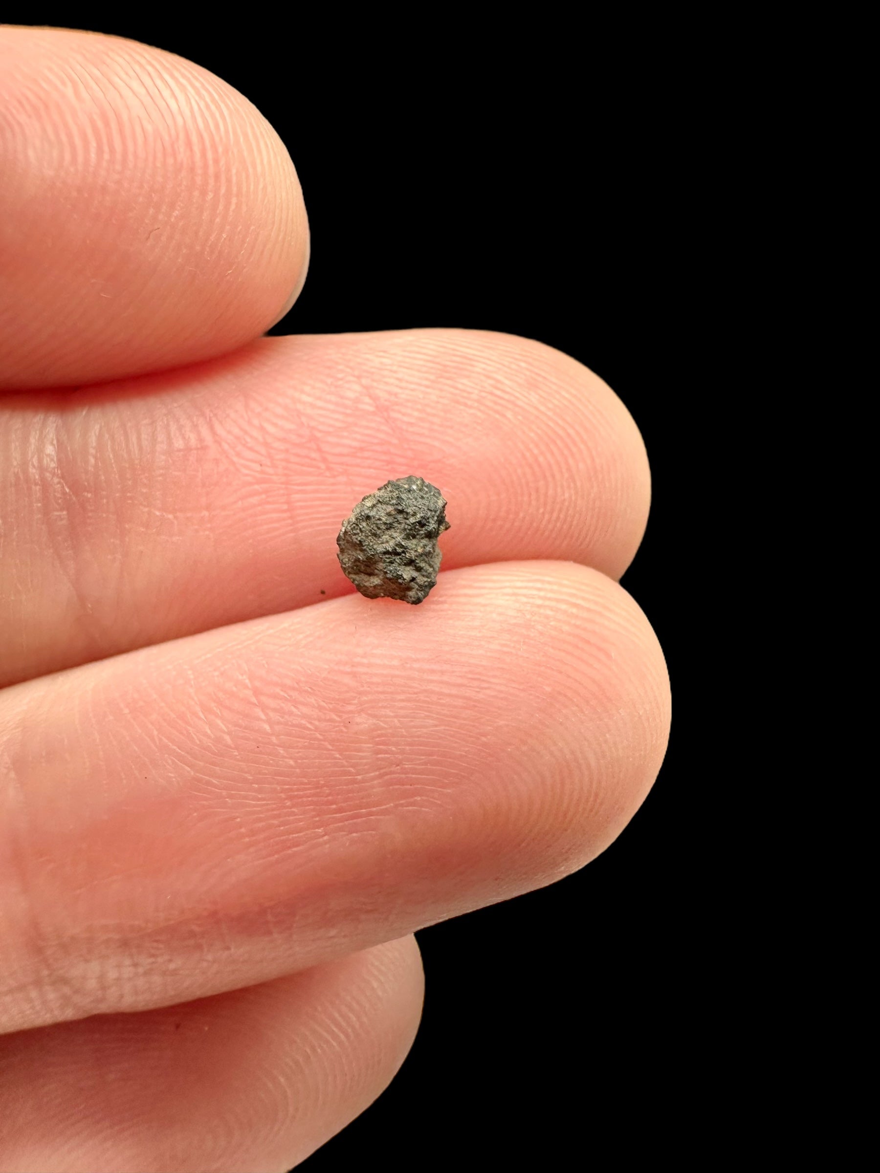 Meteorite Hassi Khebi 001 – 0,07g – Algeria - MEHK05