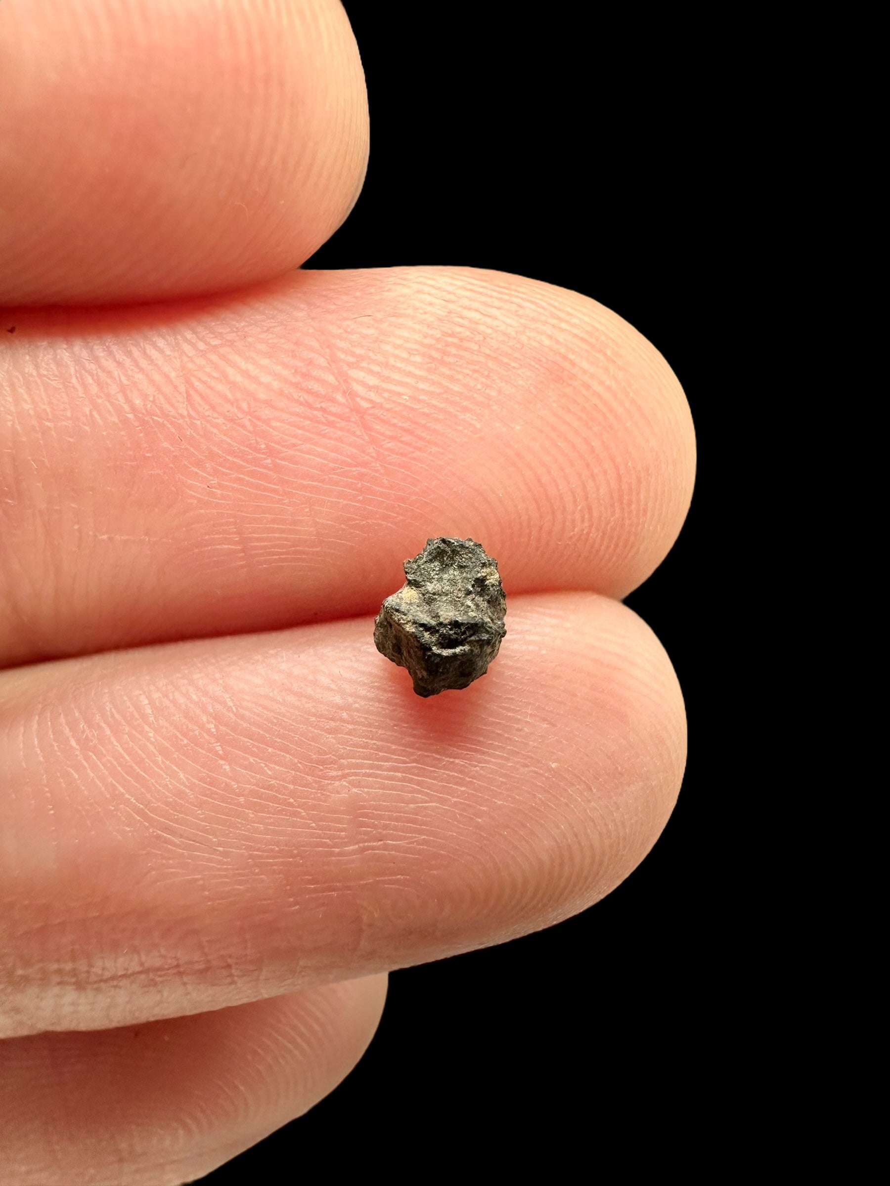 Meteorite Hassi Khebi 001 – 0,07g – Algeria - MEHK05