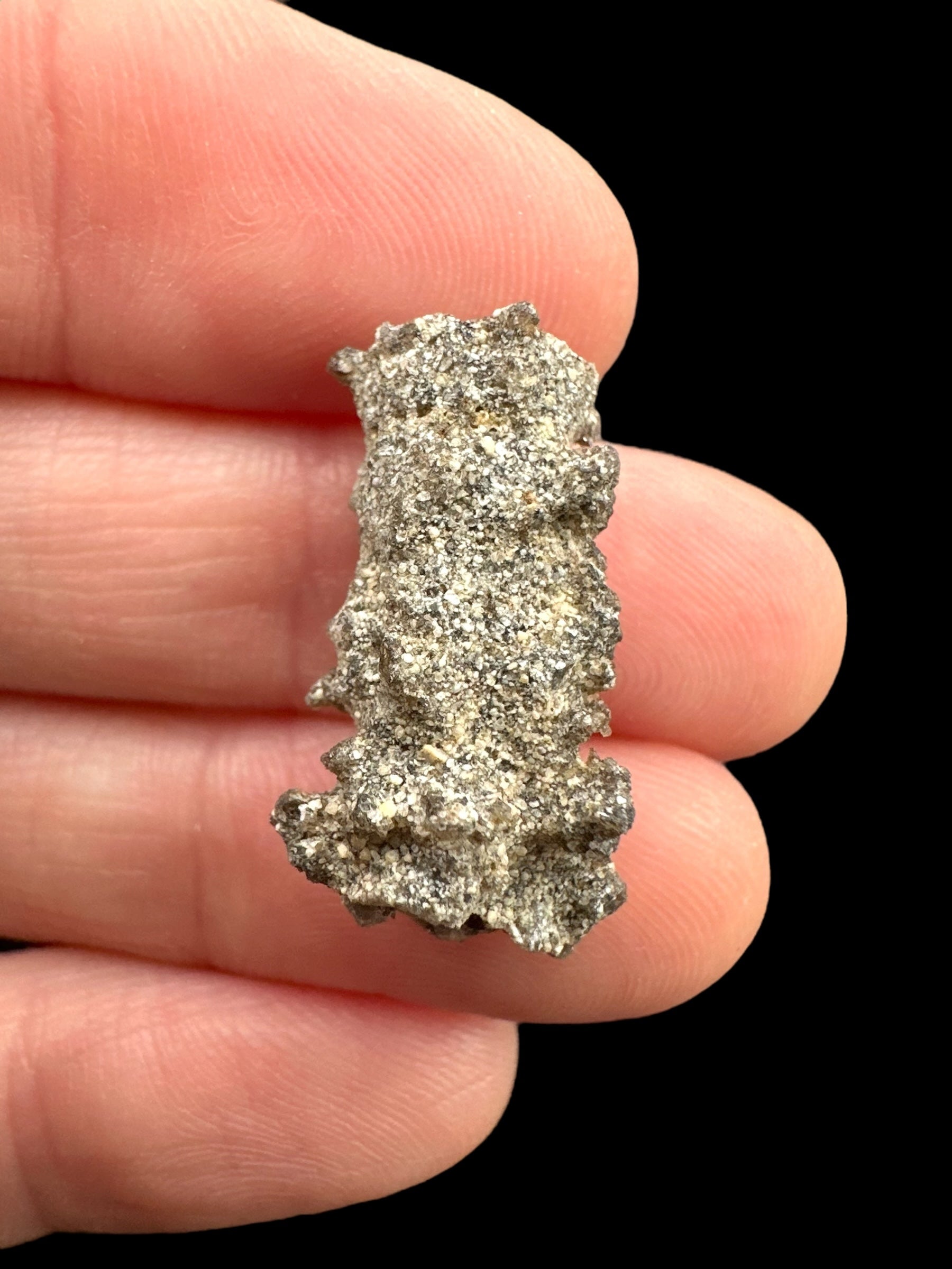 Fulgurite 0,8g – Libyan desert, Egypt - FU048