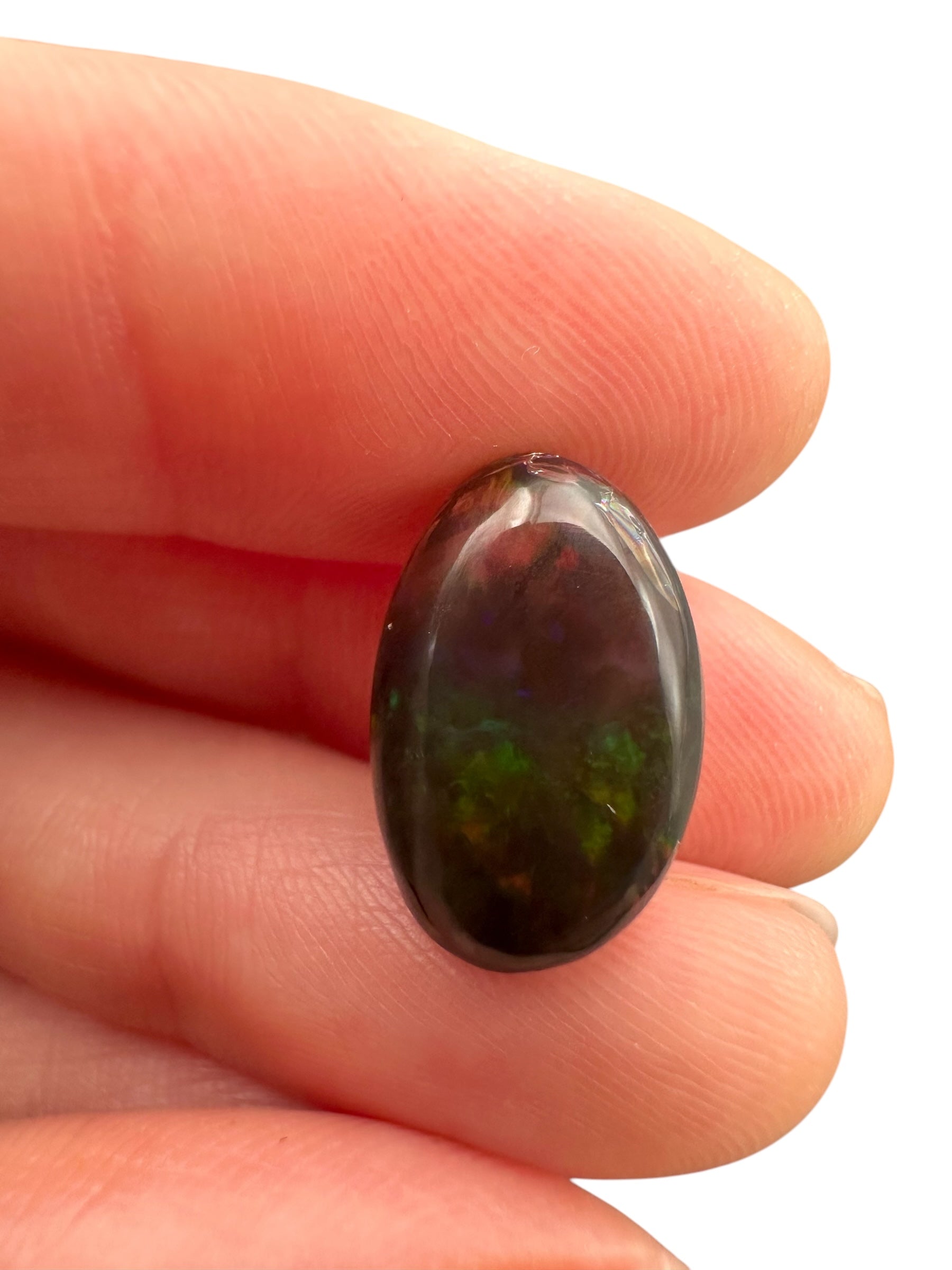 Indonesian opal 6,5ct – Cabochon – Indonesia - IO033