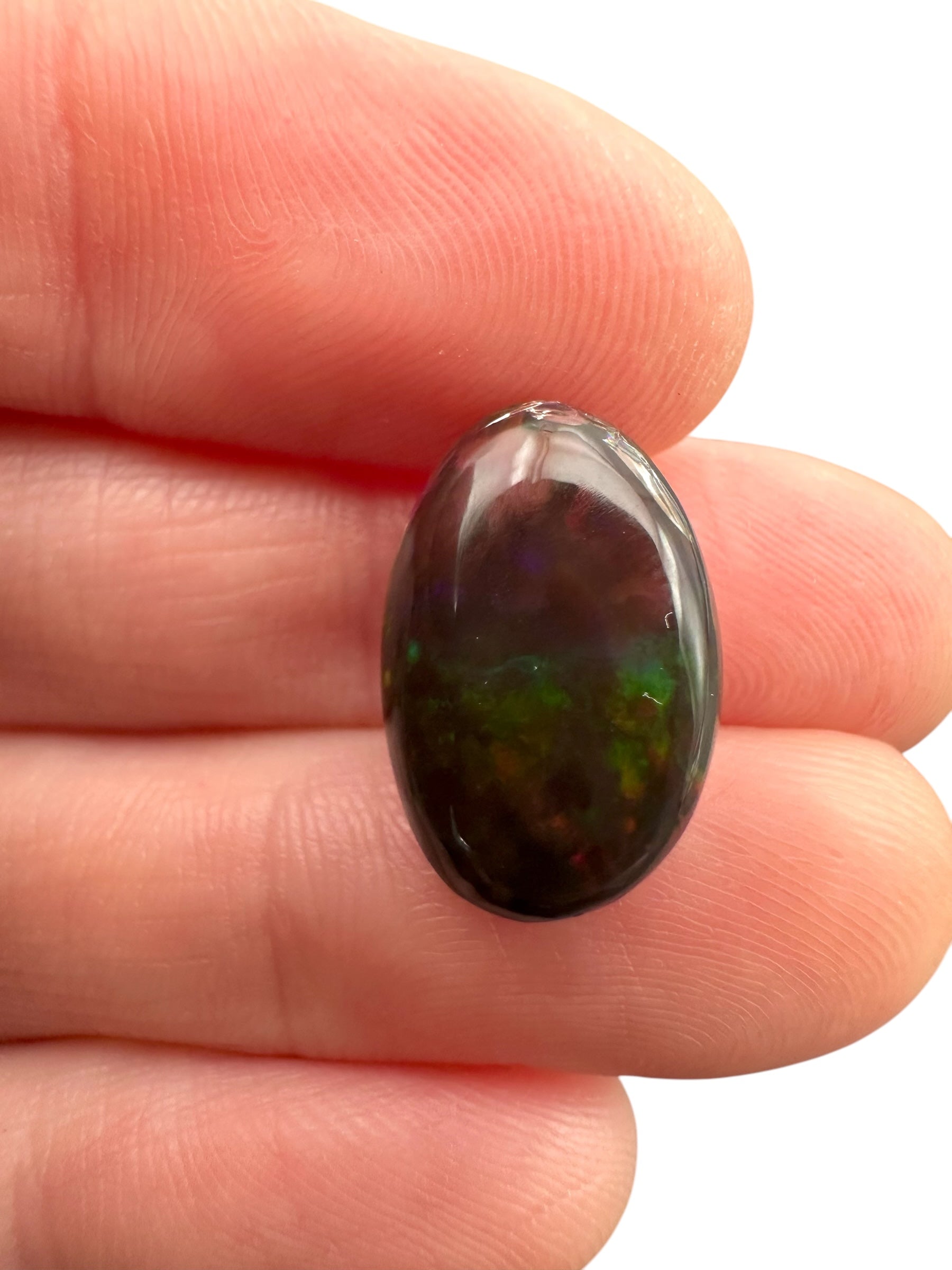 Indonesian opal 6,5ct – Cabochon – Indonesia