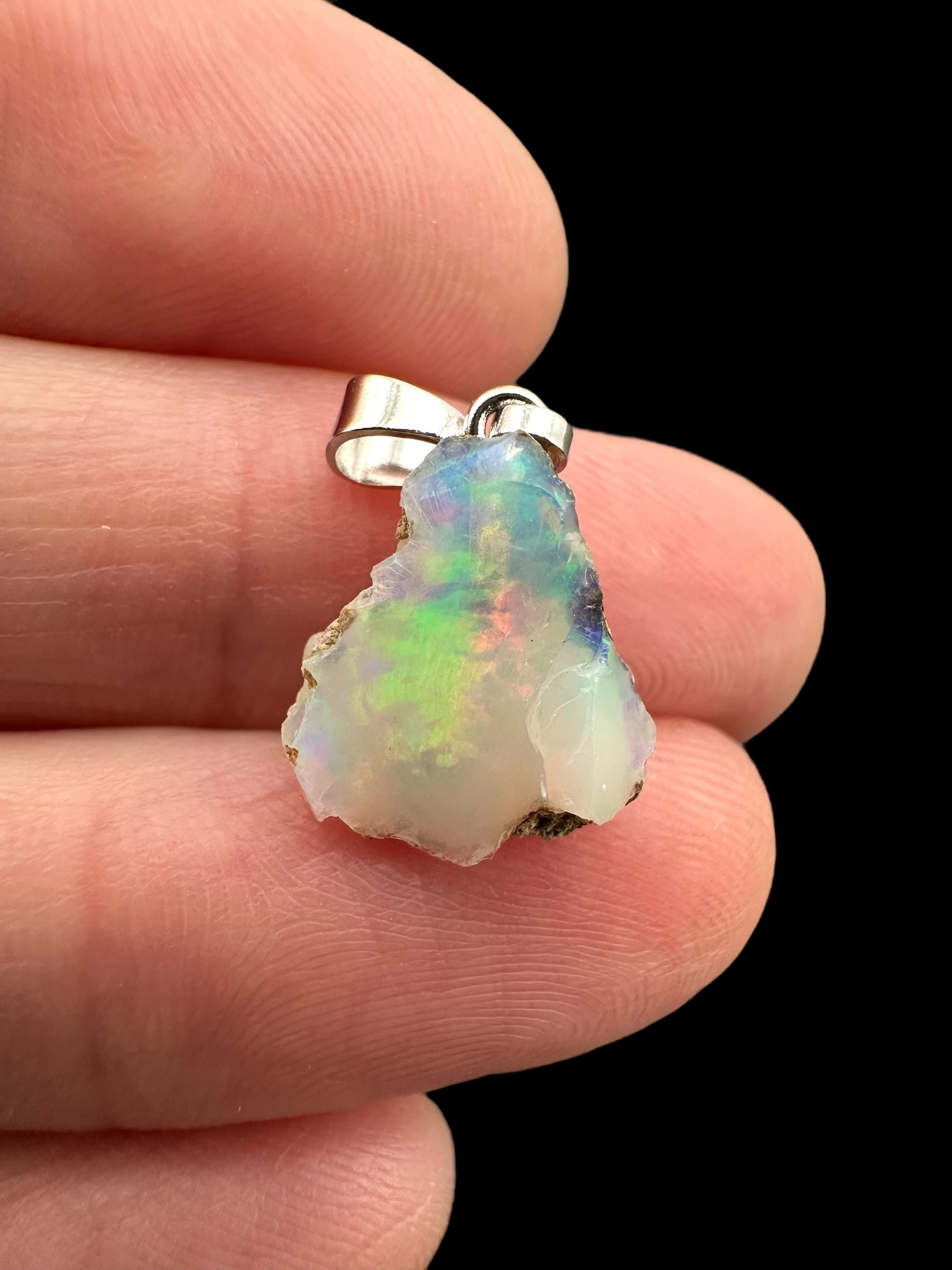 Precious opal pendant