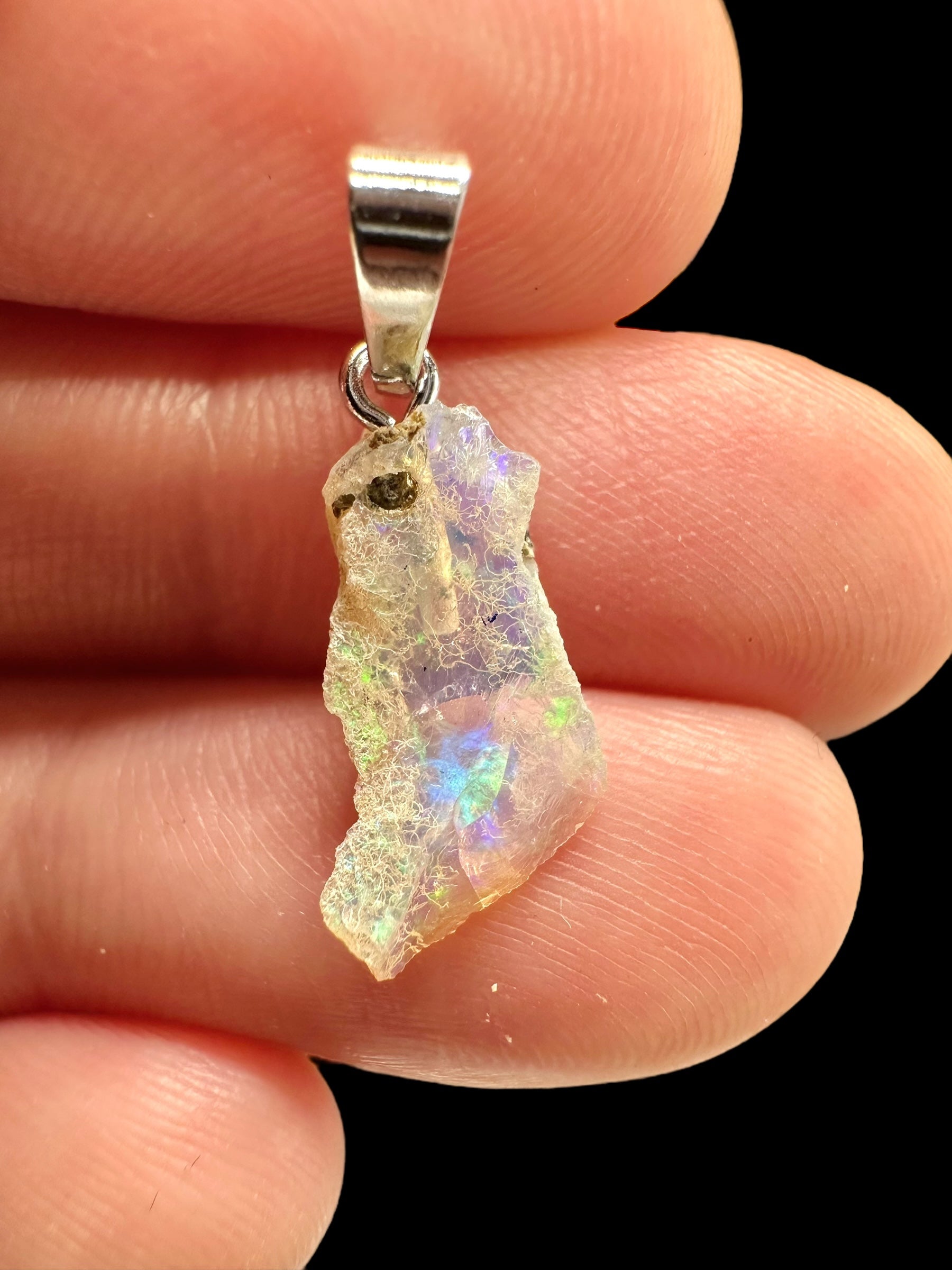 Precious opal pendant