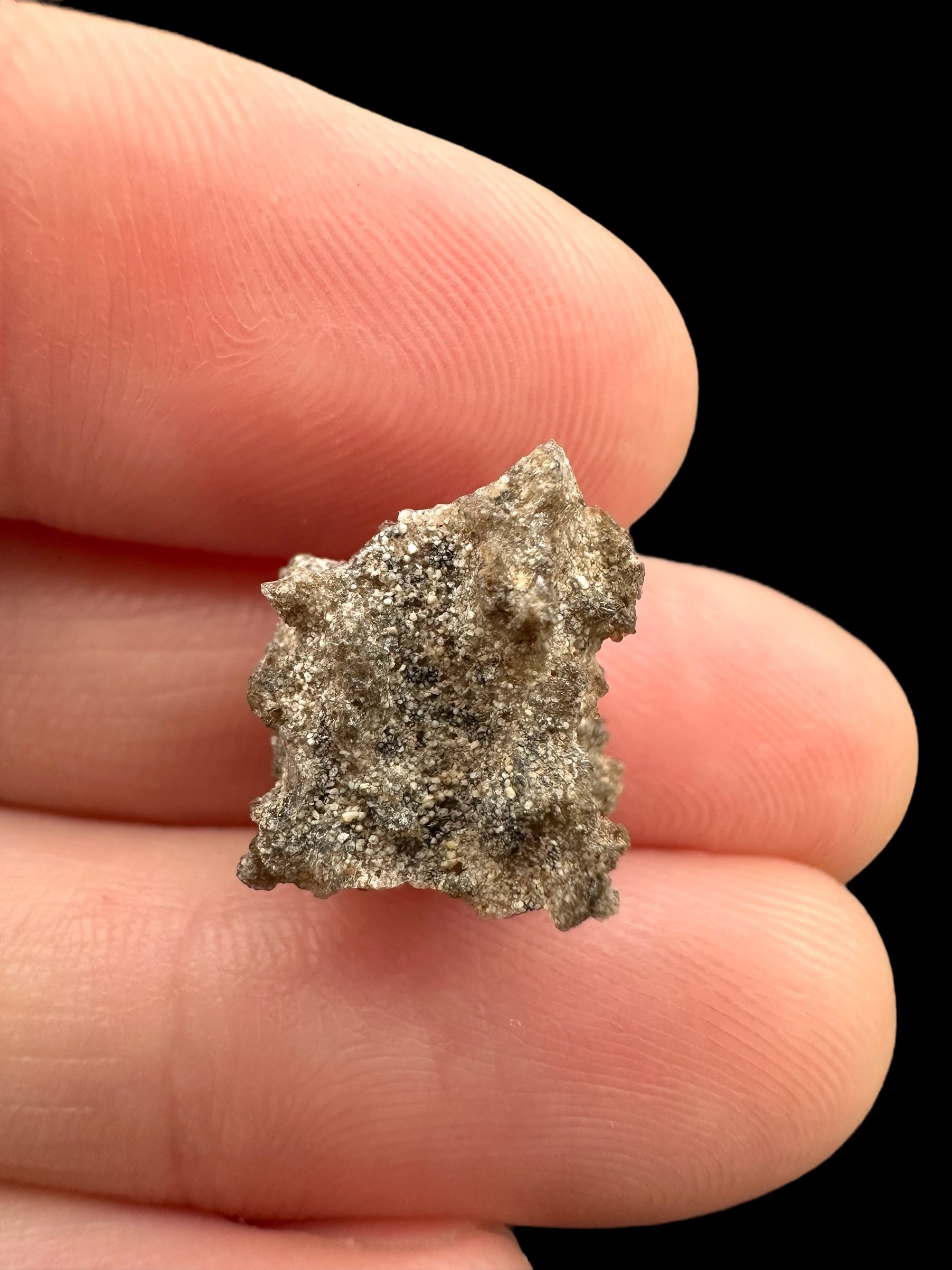 Fulgurite 0,3g – Libyan desert, Egypt - FU070