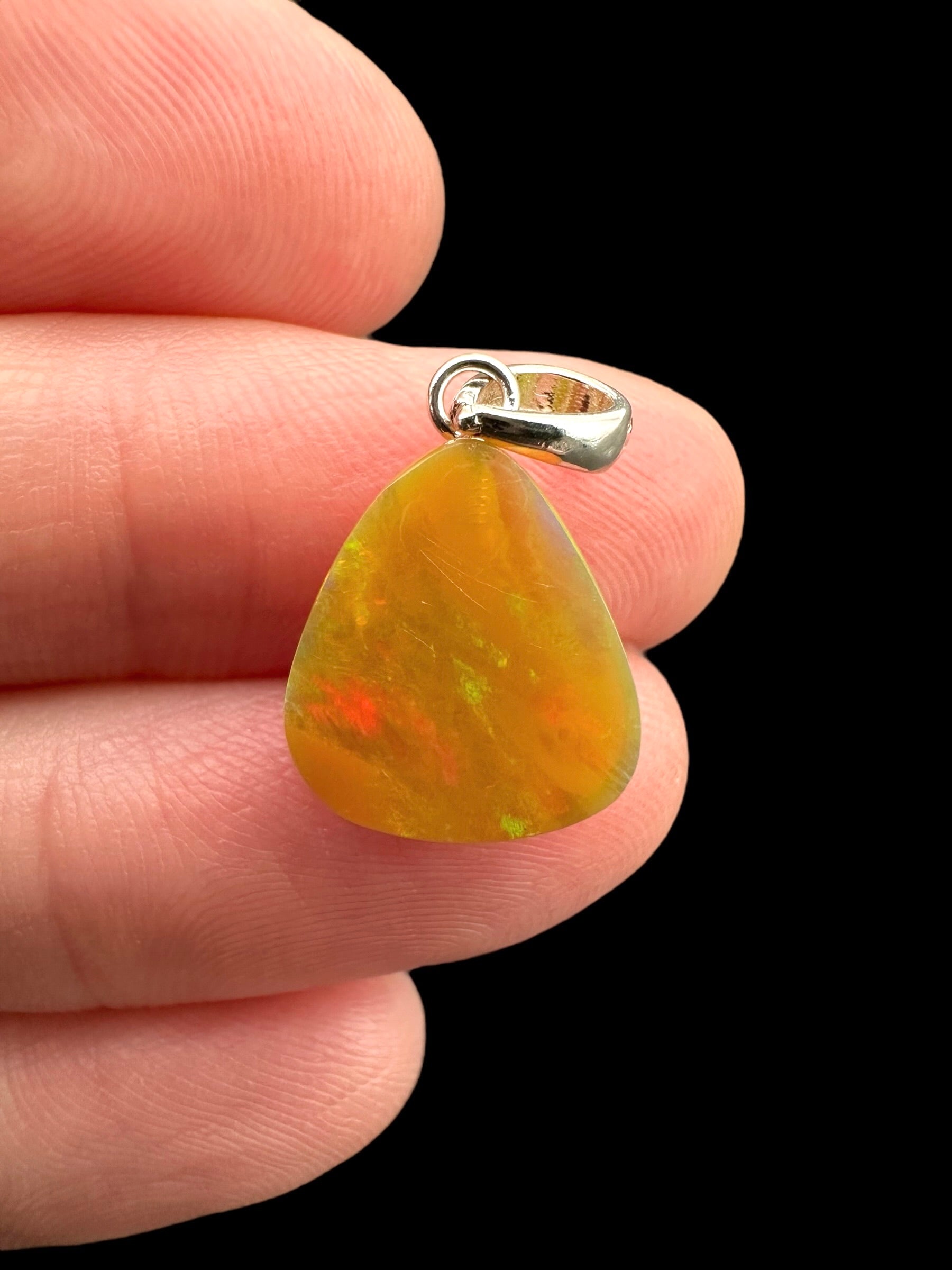 Silver faceted precious opal pendant - SP/OP024