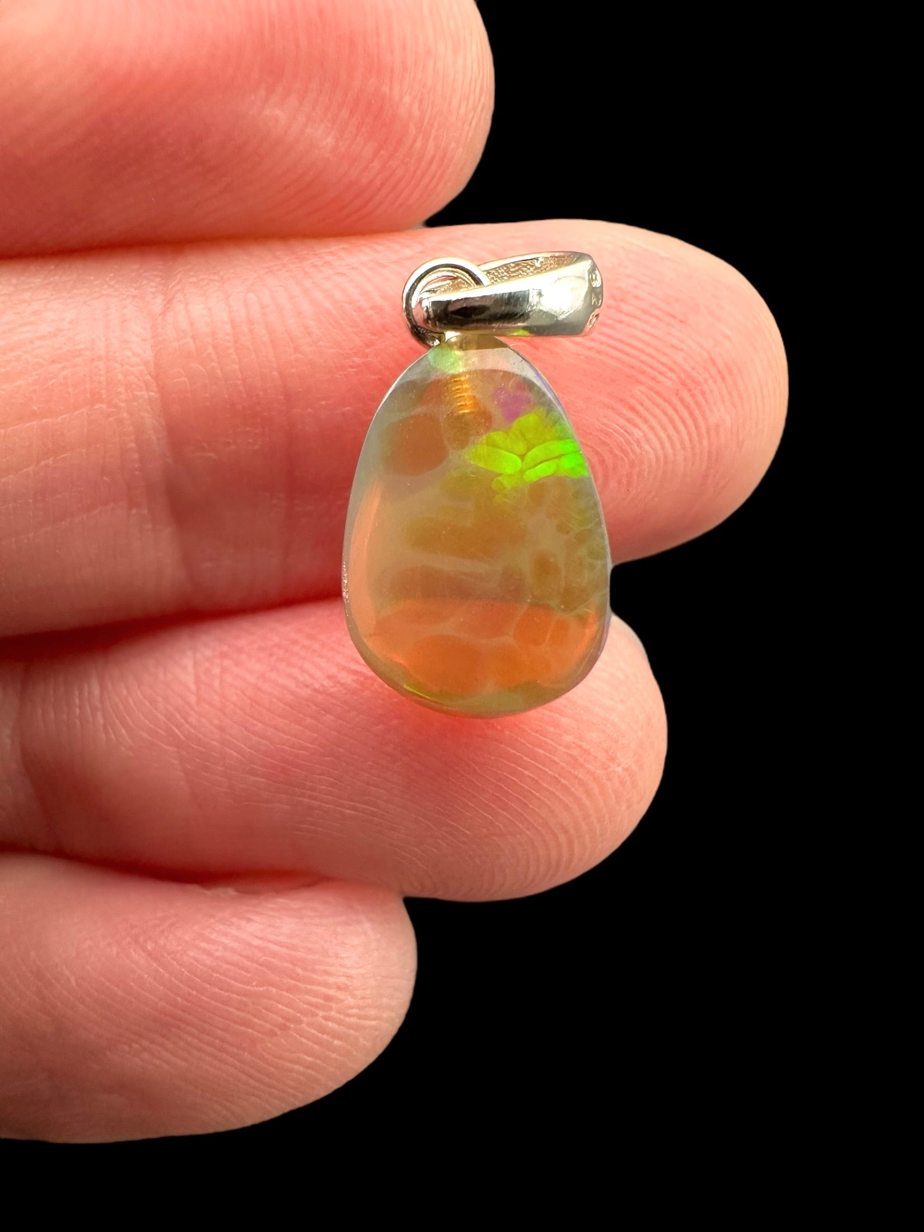 Silver faceted precious opal pendant - SP/OP025