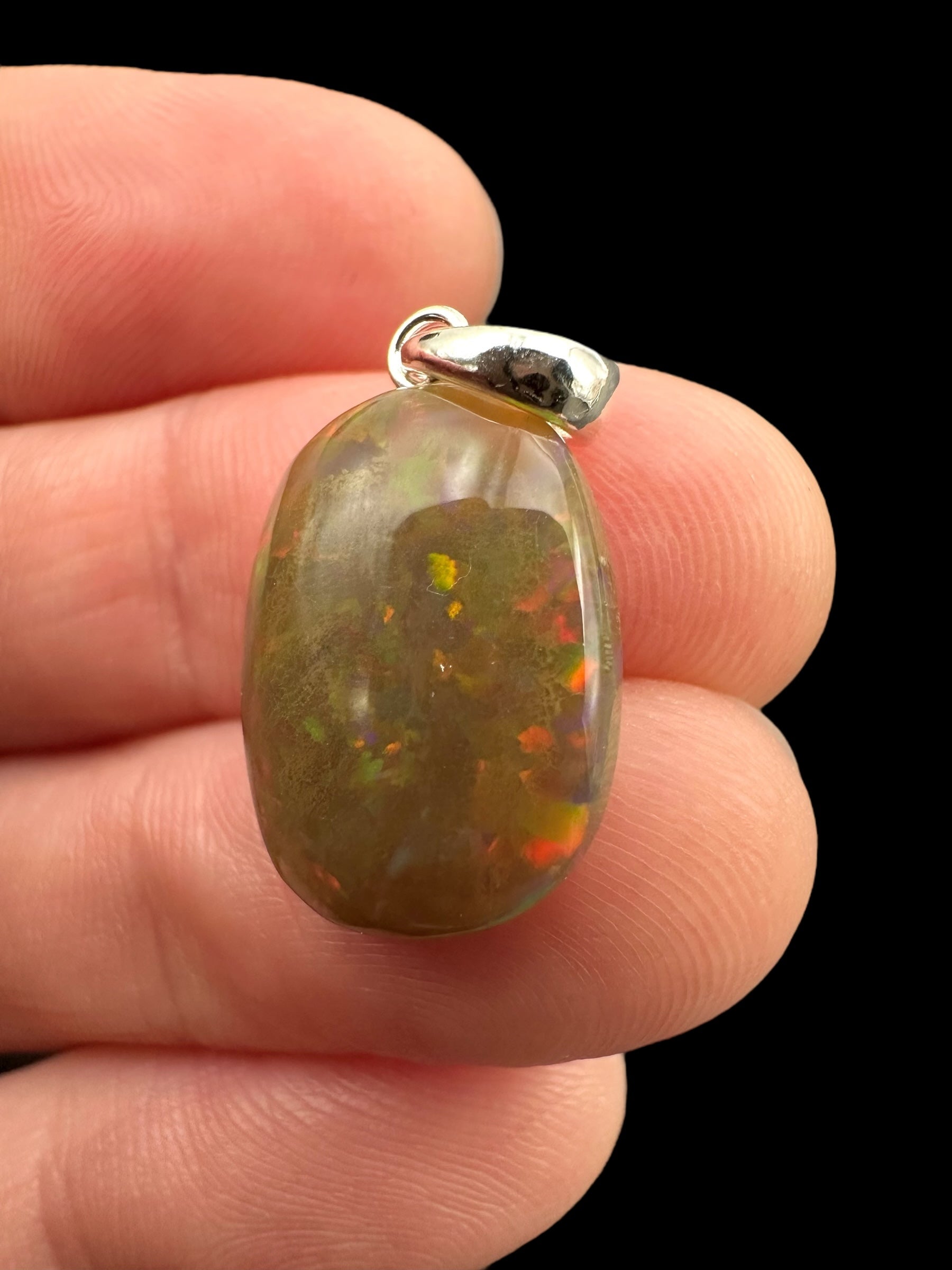 Silver faceted precious opal pendant - SP/OP027