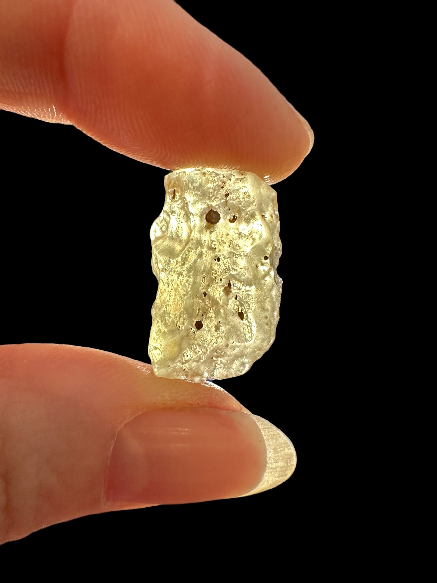 Libyan desert glass - 2,4g - LPS055