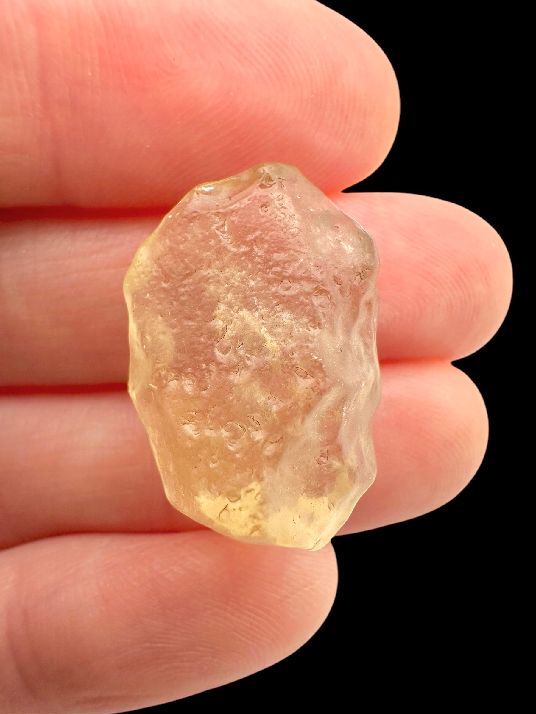 Libyan desert glass - 3,4g