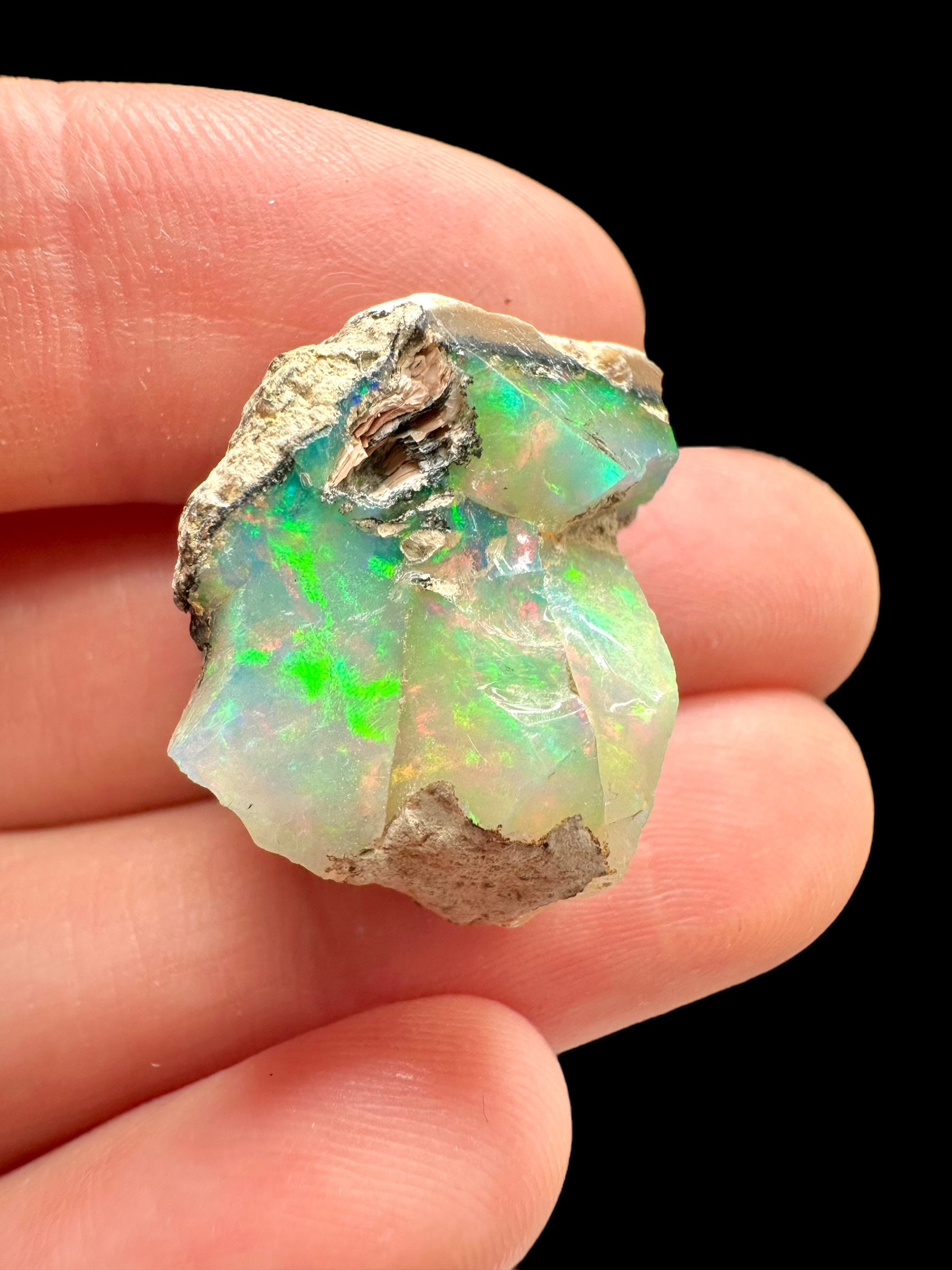 Precious opal 16,5ct – Welo, Ethiopia