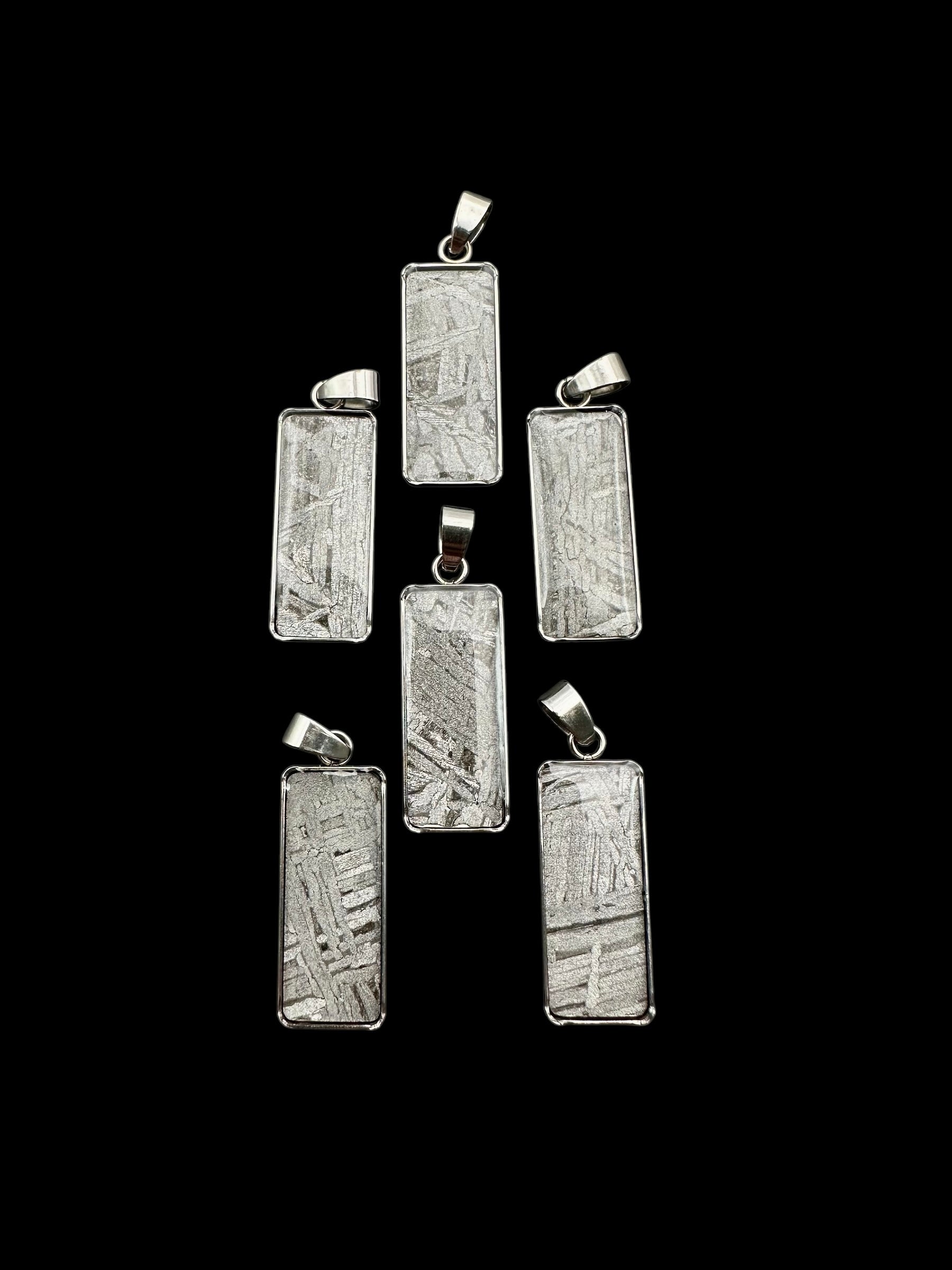 Aletai meteorite pendant – random piece