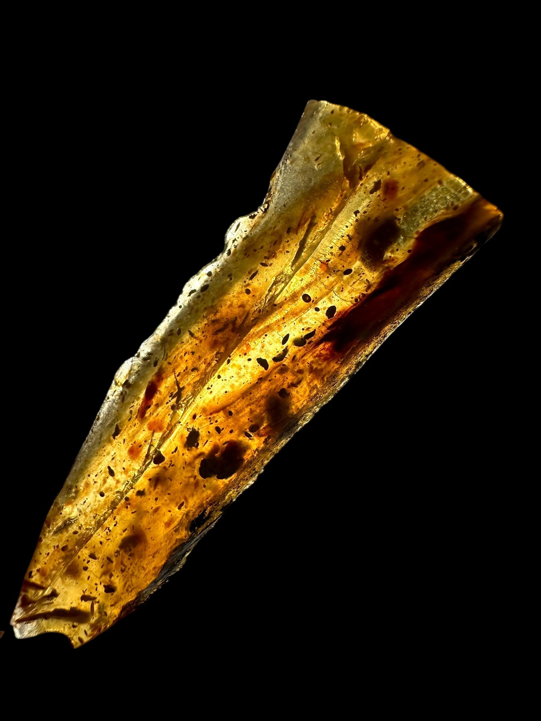 Raw amber – Sumatra, Indonesia - JNI14