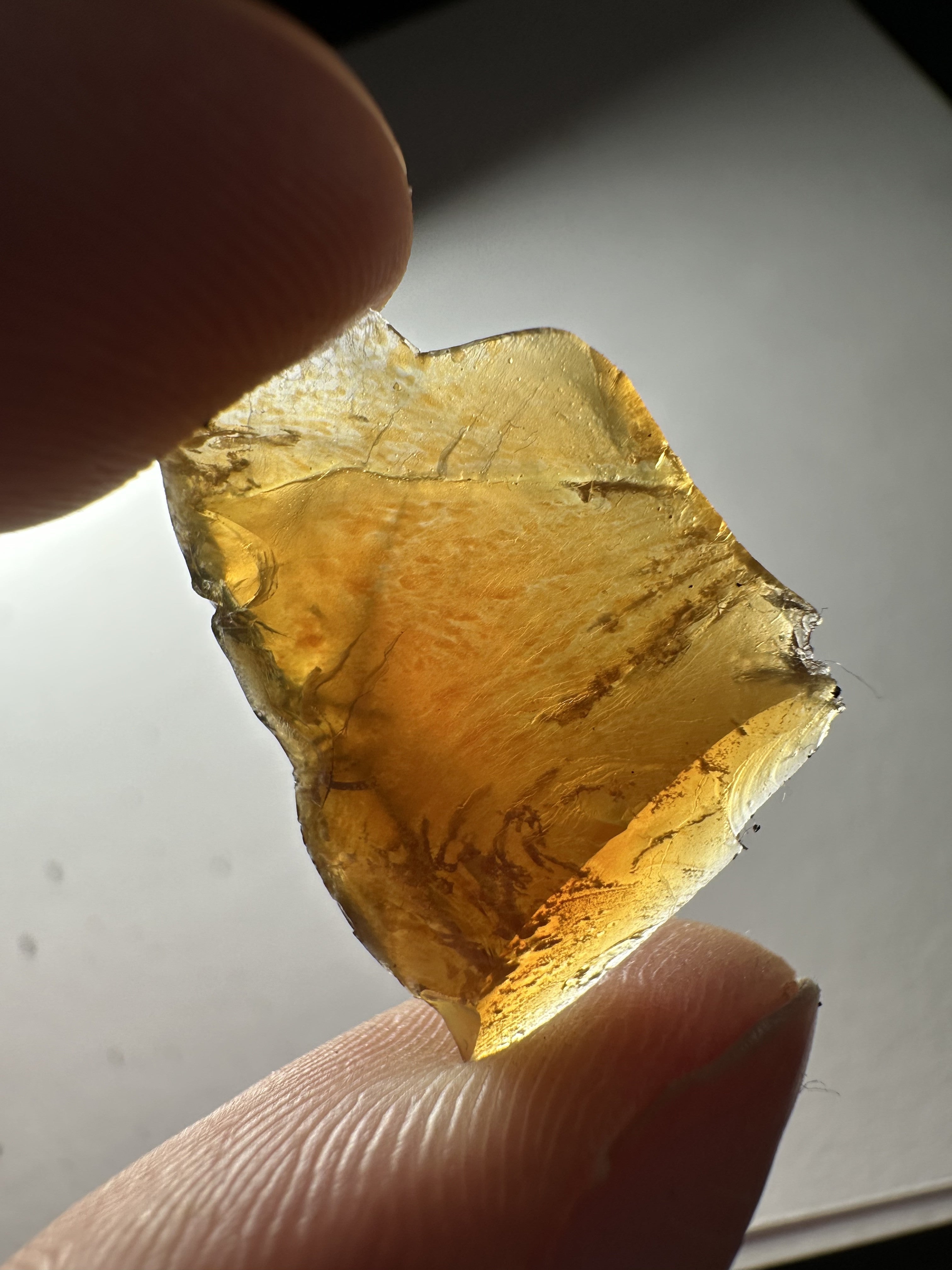 Raw amber – Sumatra, Indonesia - JNI17