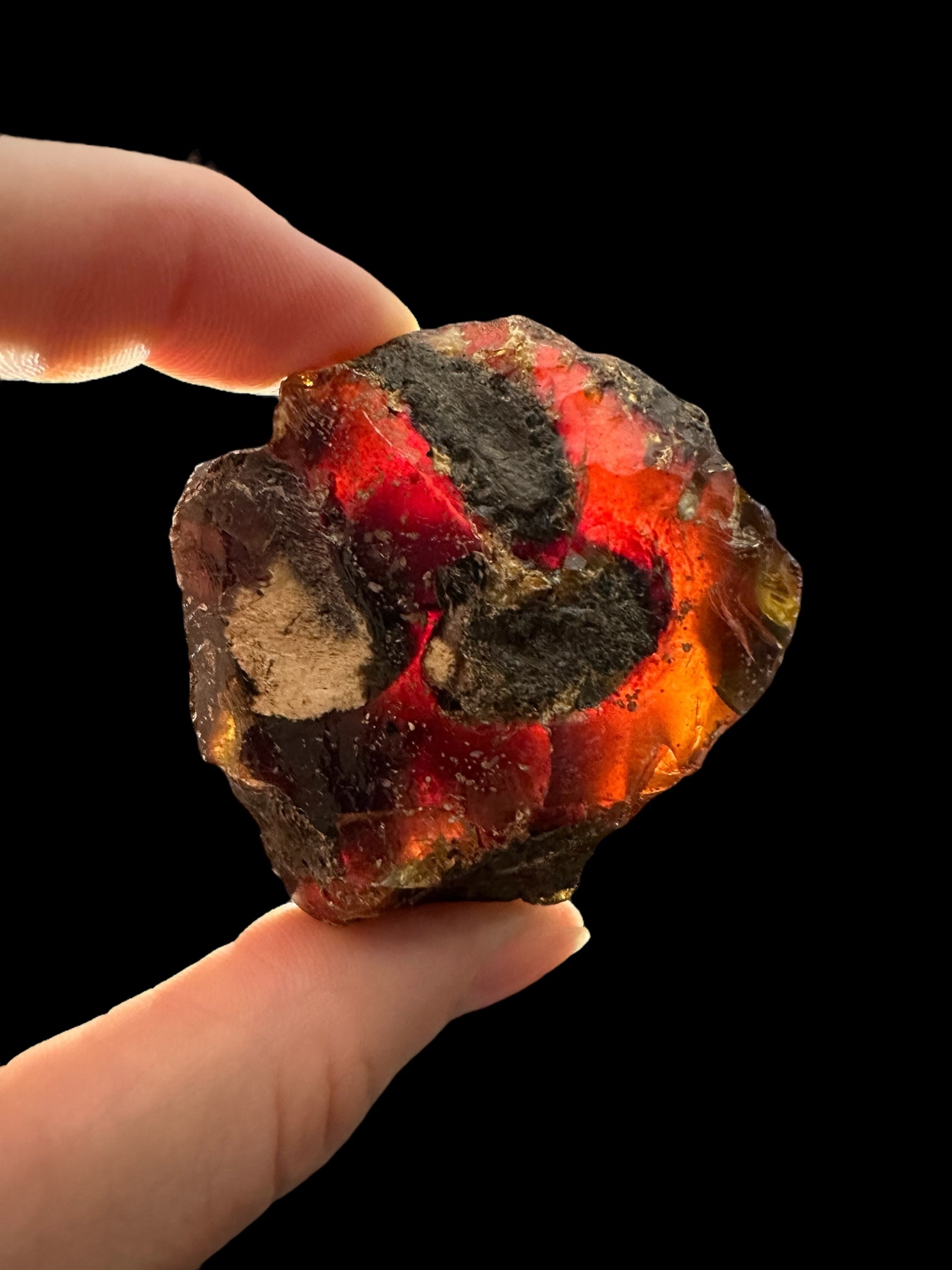 Raw amber – Sumatra, Indonesia - JNI19
