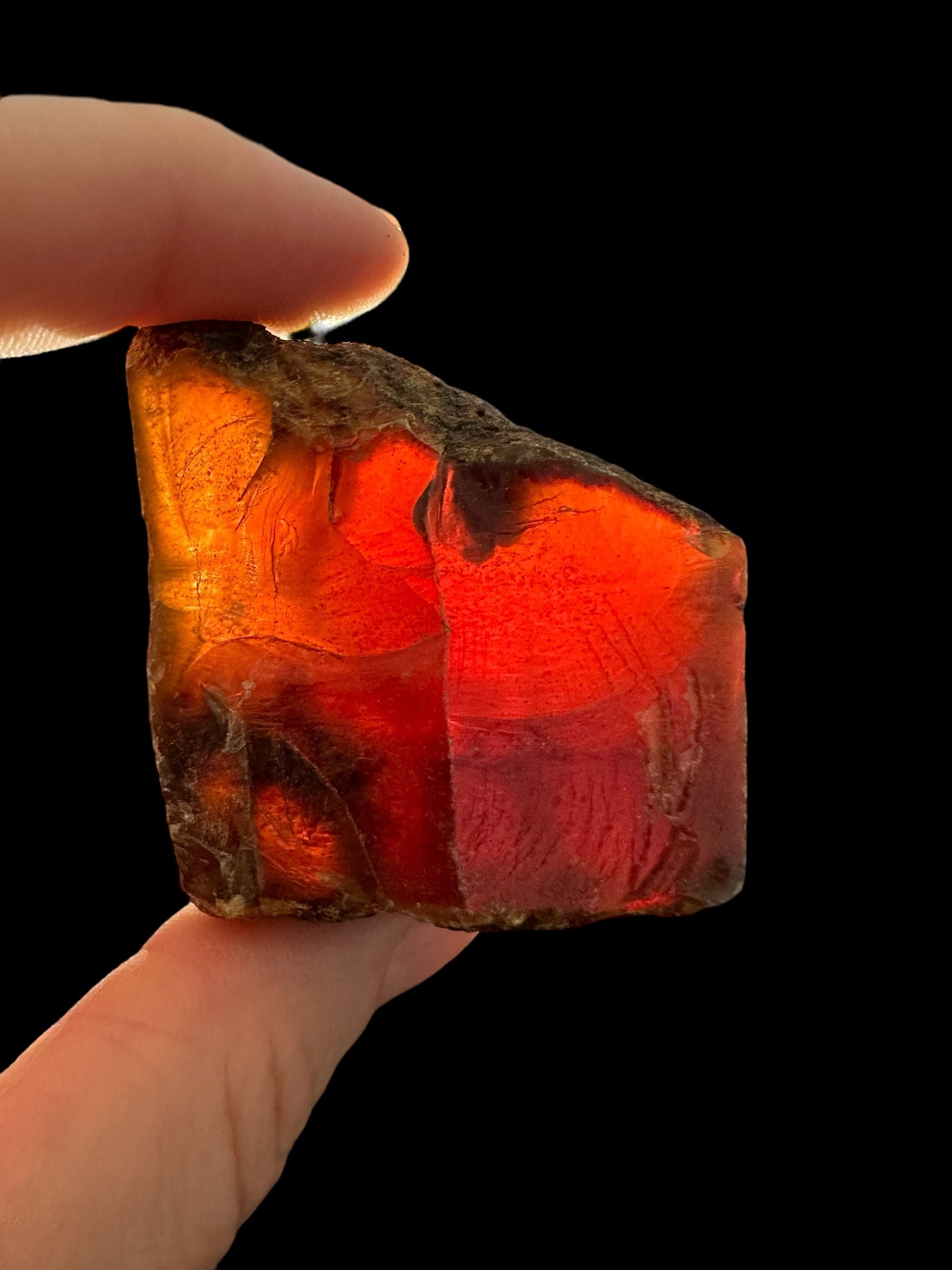 Raw amber – Sumatra, Indonesia - JNI23