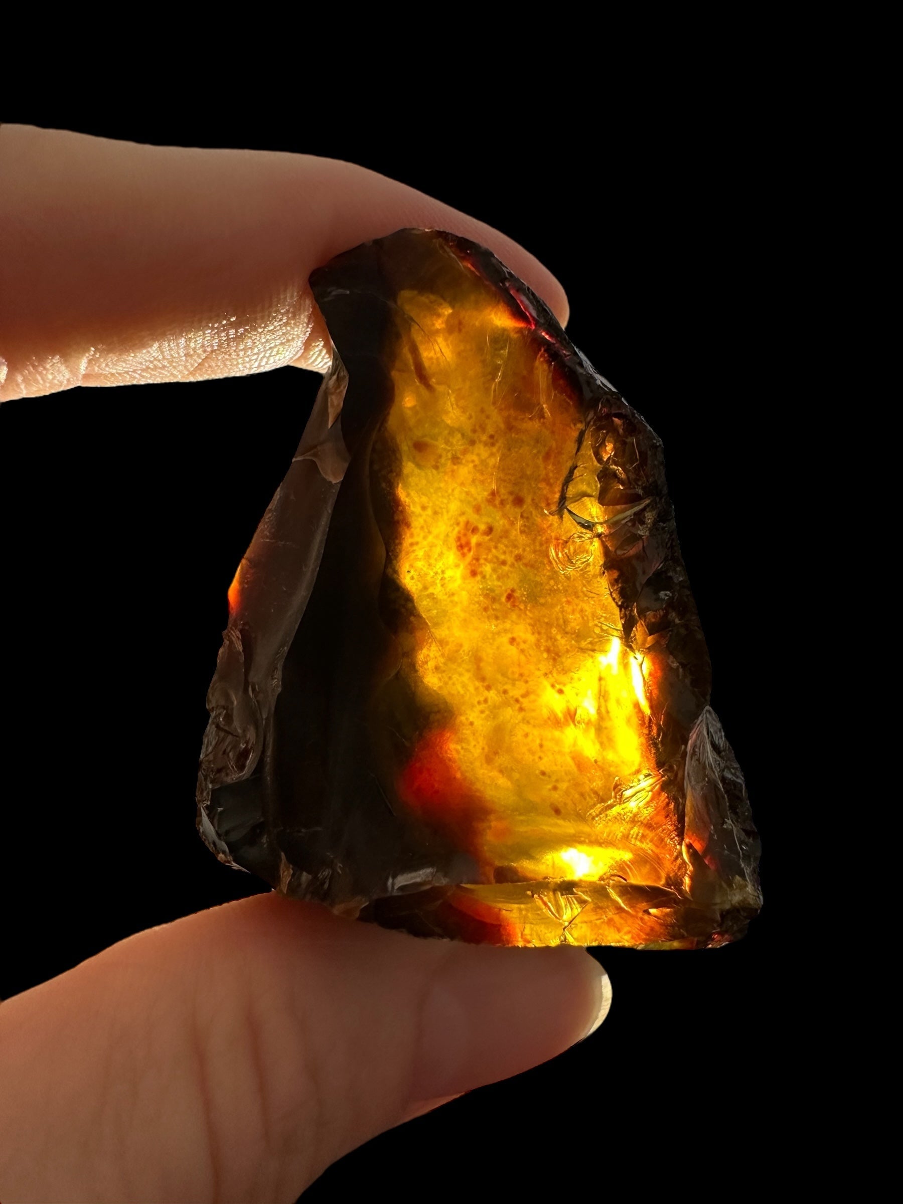 Raw amber – Sumatra, Indonesia - JNI28