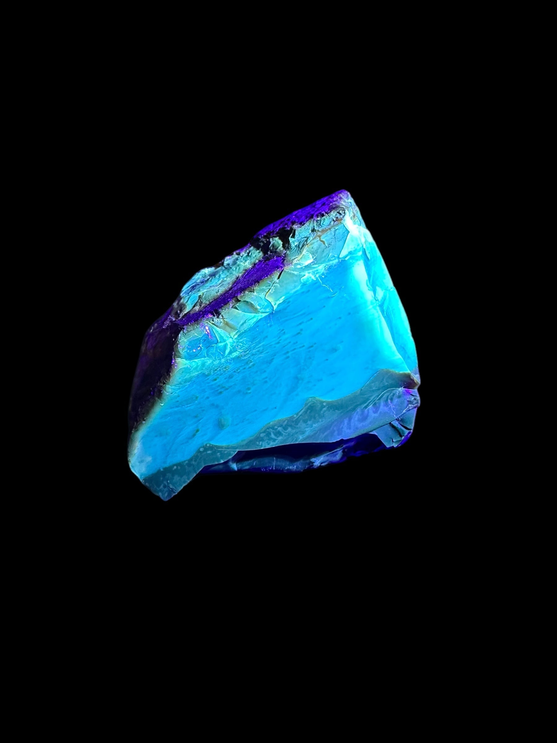 Raw amber – Sumatra, Indonesia - JNI28