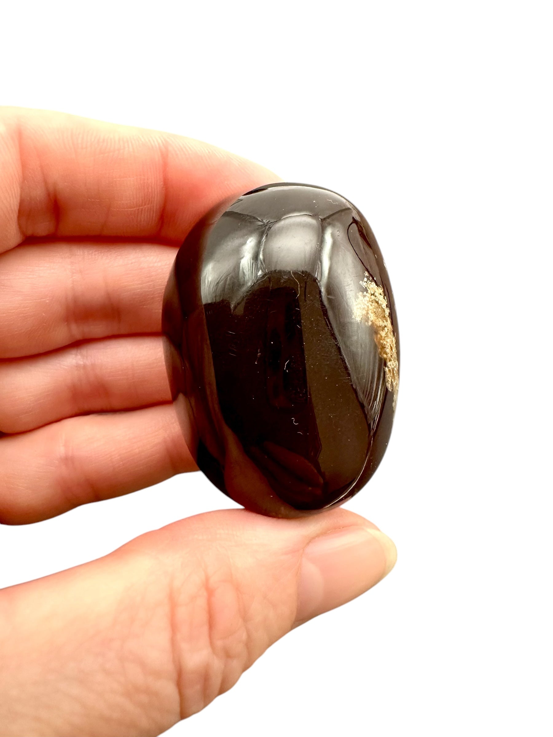 Tumbled amber – Sumatra, Indonesia