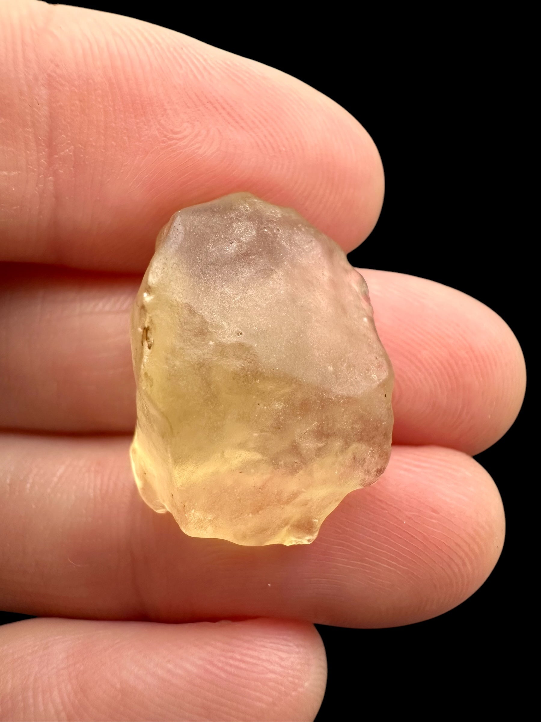 Libyan desert glass - 3,1g