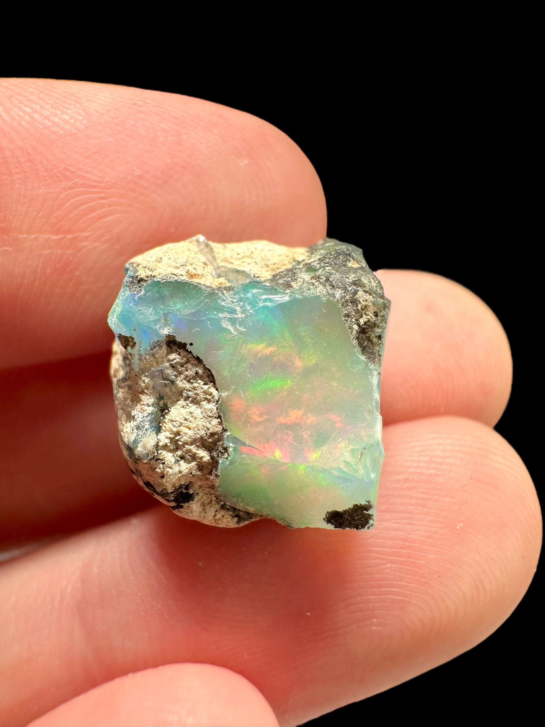 Precious opal 10ct – Welo, Ethiopia