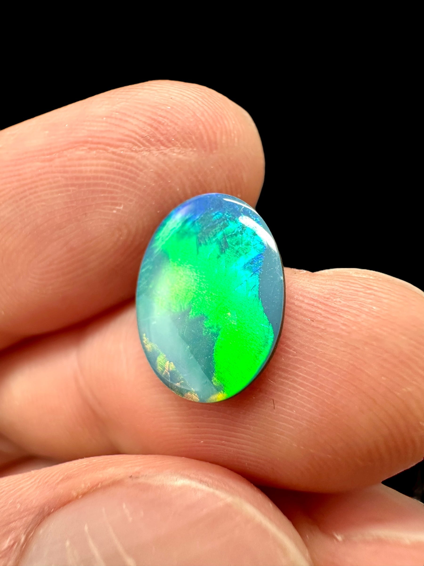 Australian opal 2,7ct – Cabochon – Lightning Ridge, Australia - AO012