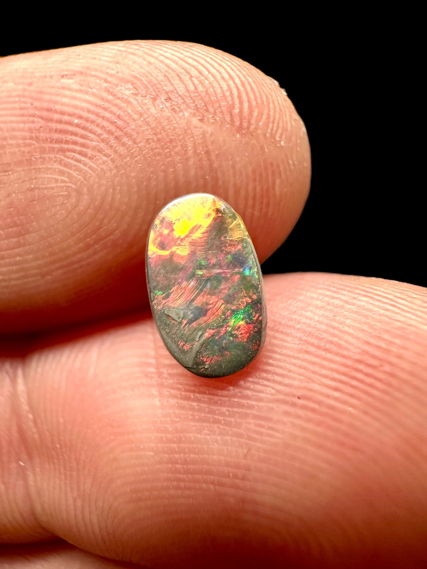 Australian opal 0,57ct – Cabochon – Lightning Ridge, Australia - AO017