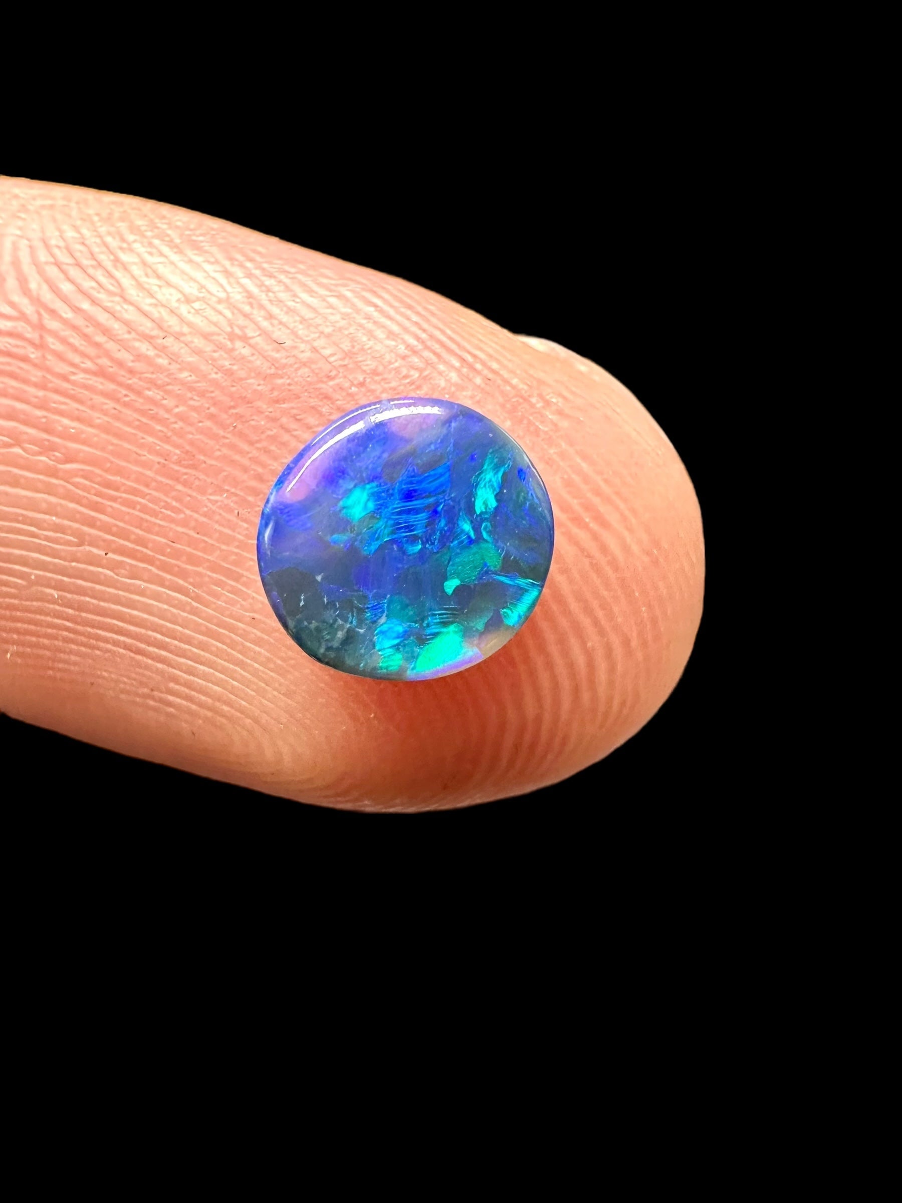 Australian opal 0,4ct – Cabochon – Lightning Ridge, Australia - AO020