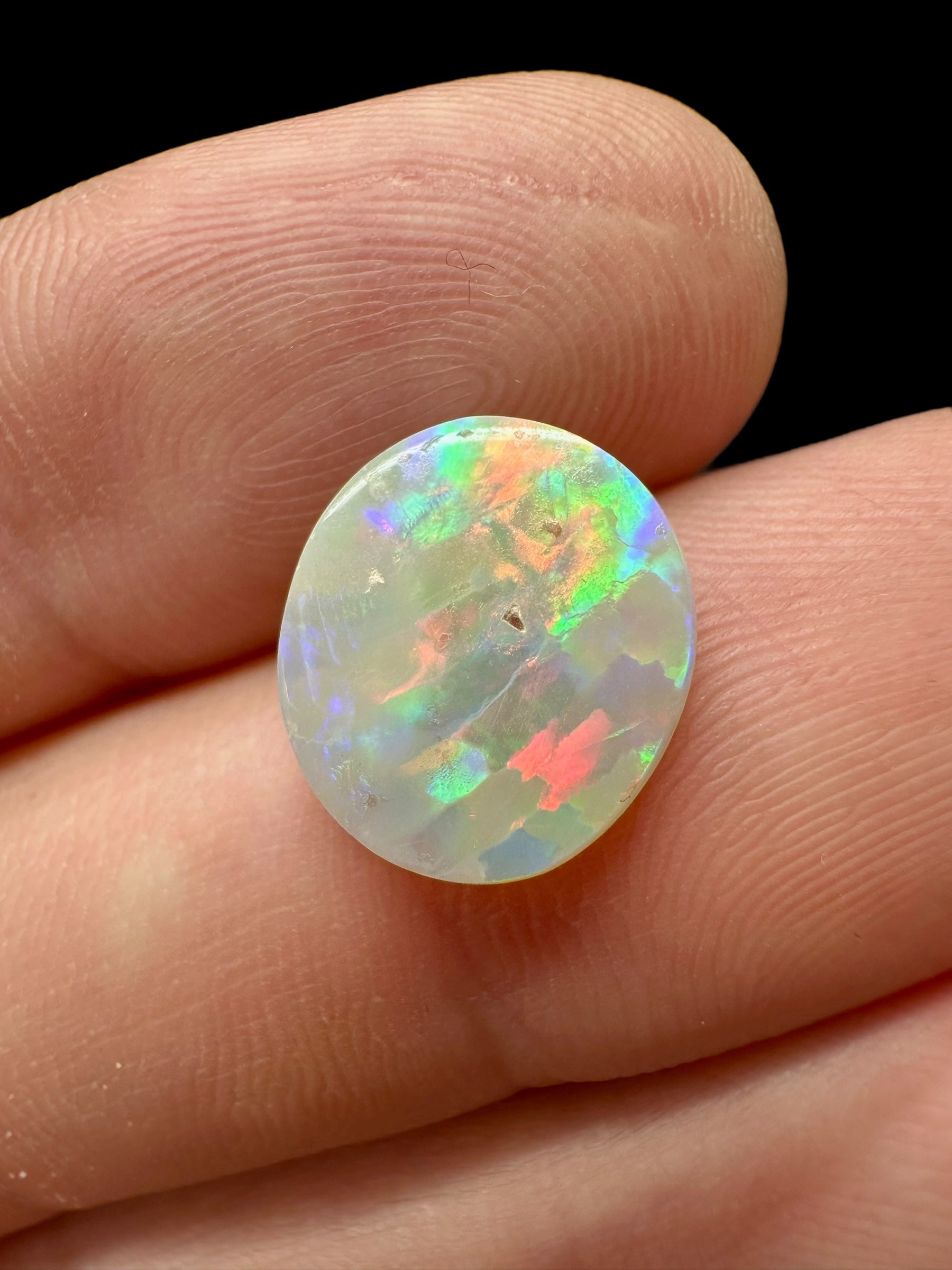 Australian opal 2,2ct – Cabochon – Lightning Ridge, Australia - AO022