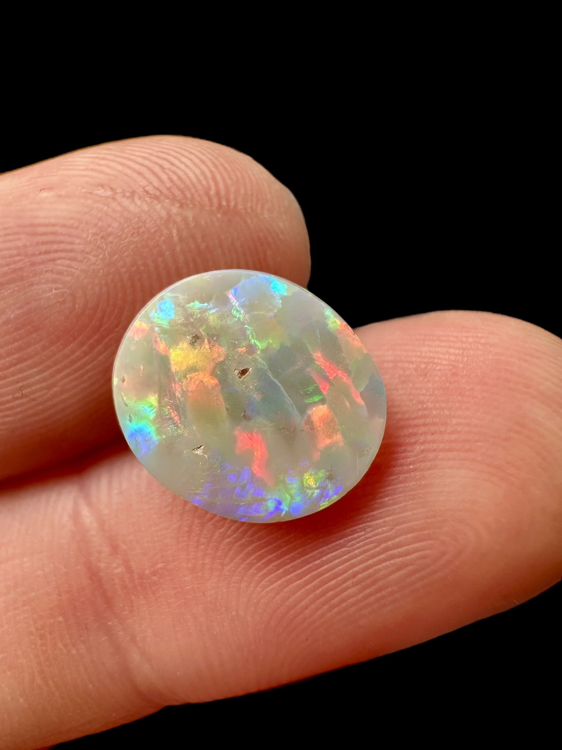 Australian opal 2,2ct – Cabochon – Lightning Ridge, Australia - AO022