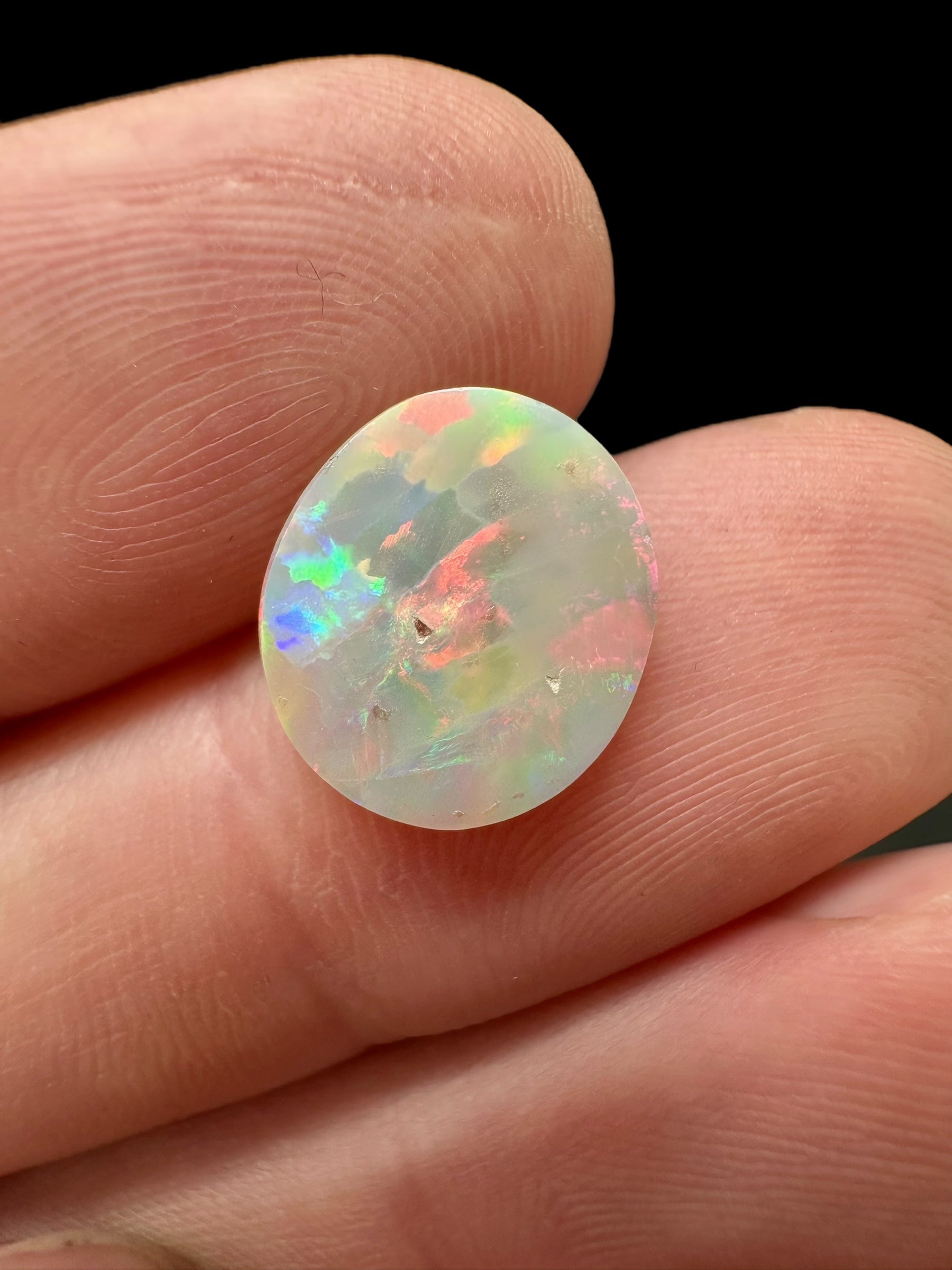 Australian opal 2,2ct – Cabochon – Lightning Ridge, Australia - AO022