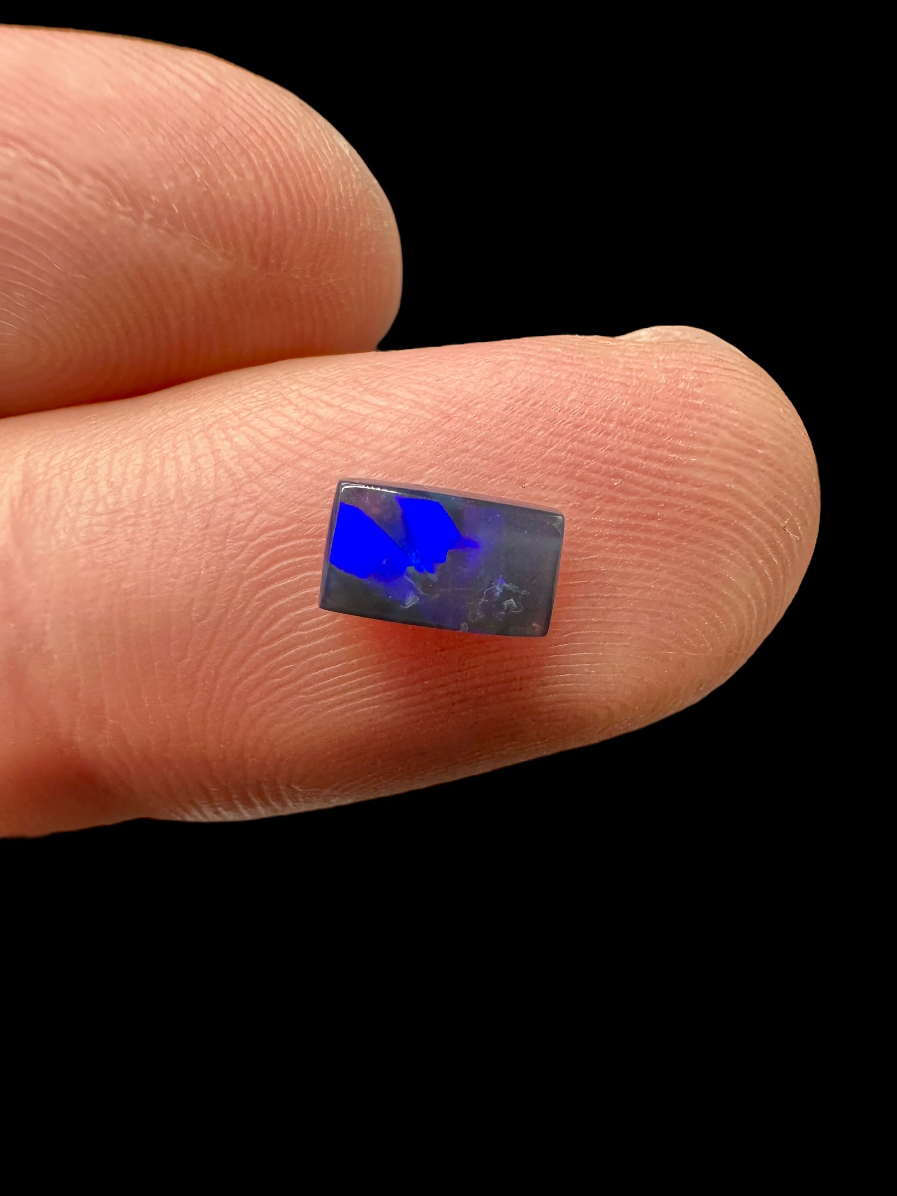 Australian opal 0,5ct – Cabochon – Lightning Ridge, Australia - AO023