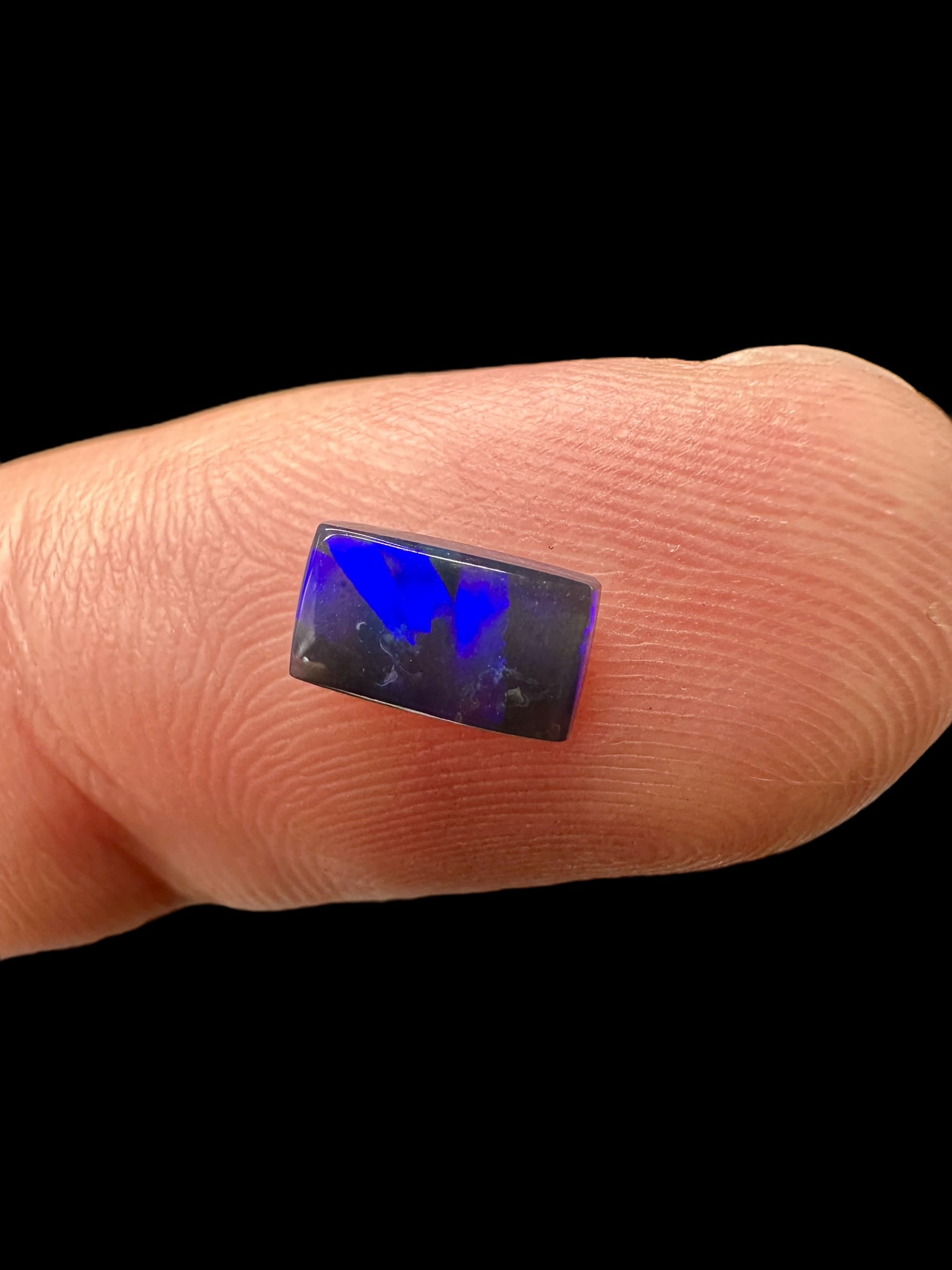 Australian opal 0,5ct – Cabochon – Lightning Ridge, Australia - AO023