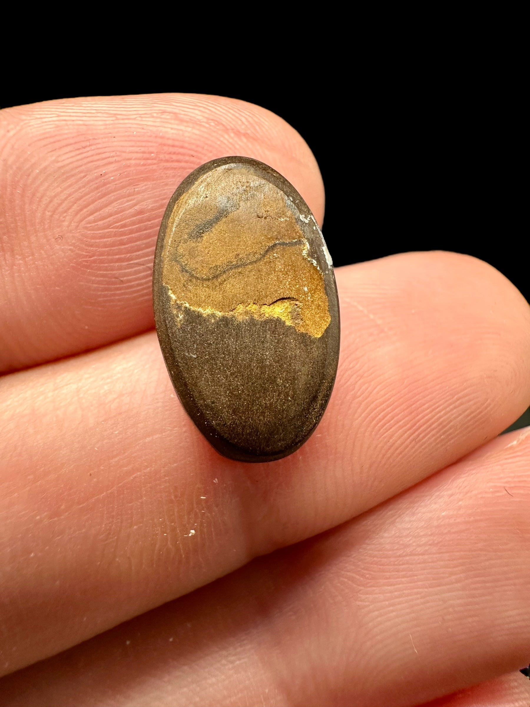 Boulder opal 7,8ct – Cabochon – Winton, Queensland, Australia - BO014