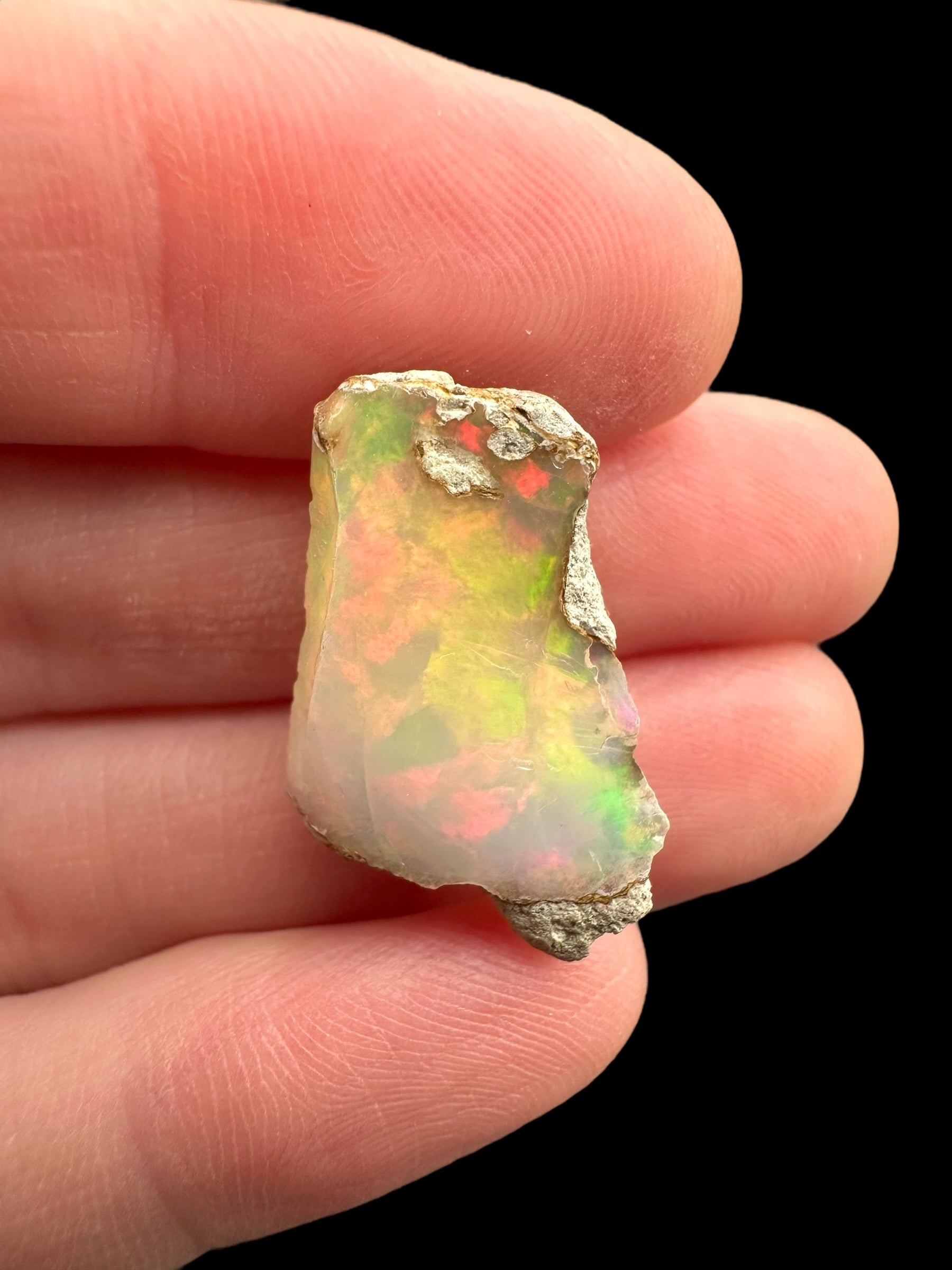 Precious opal 8,5ct – Welo, Ethiopia