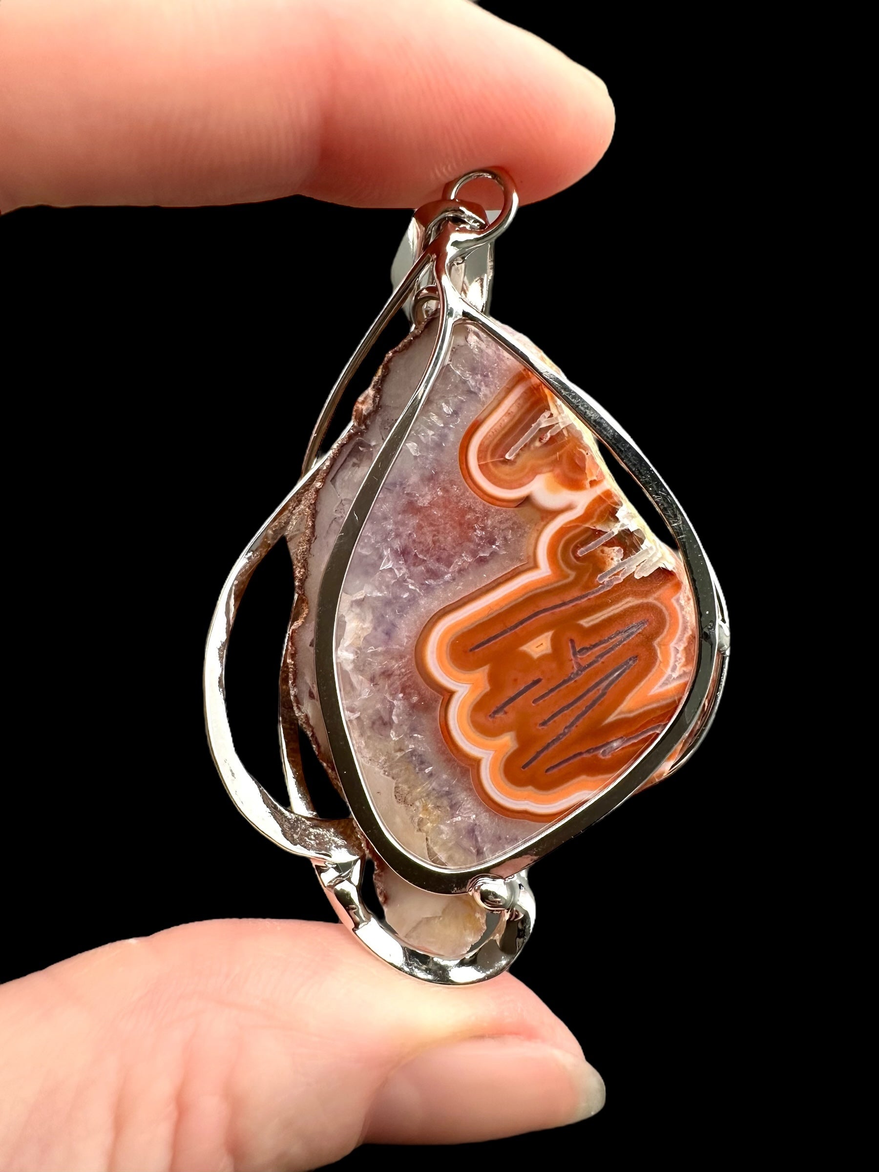 Pendant from lightning agate - P/004