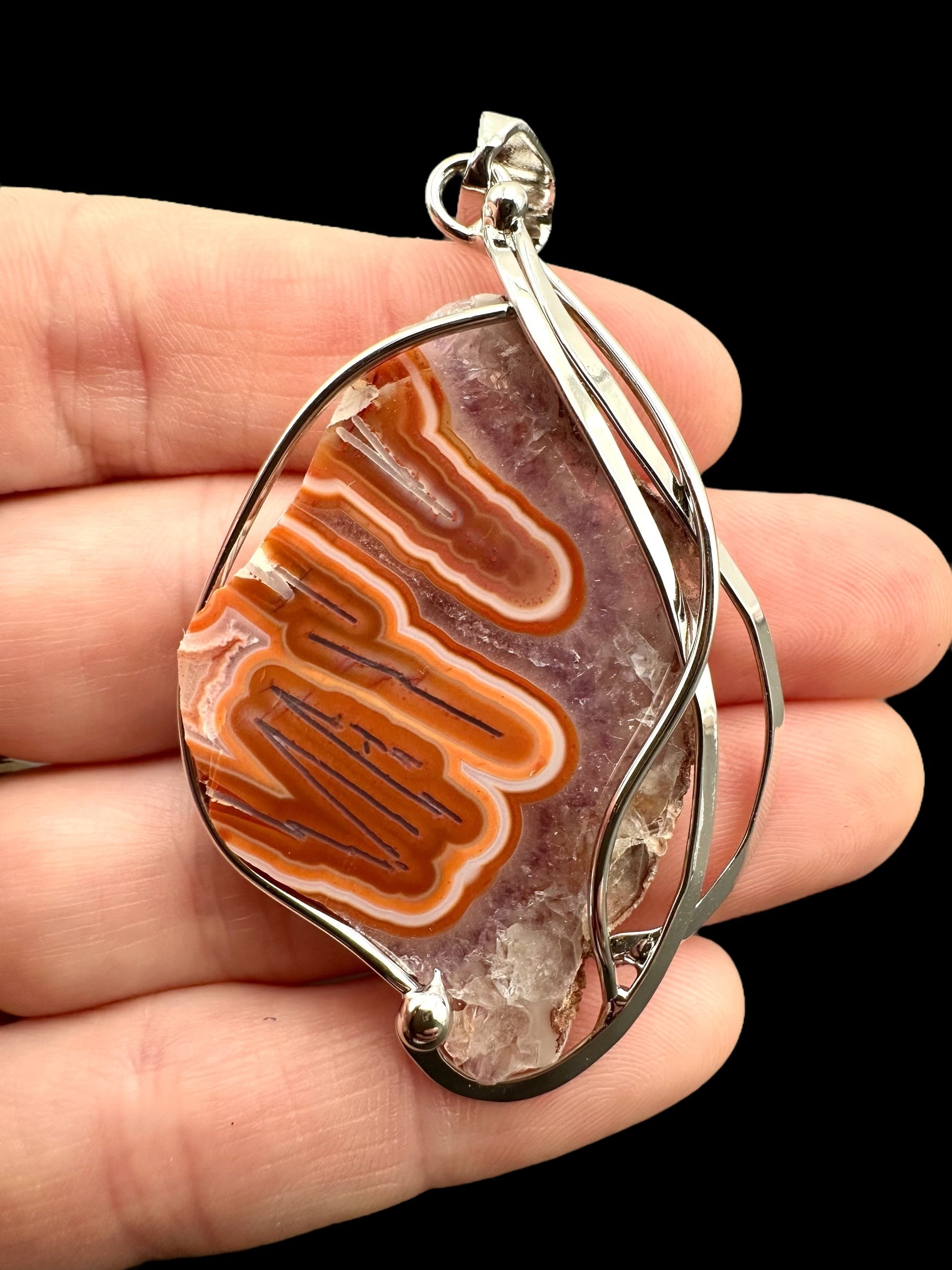 Pendant from lightning agate - P/004