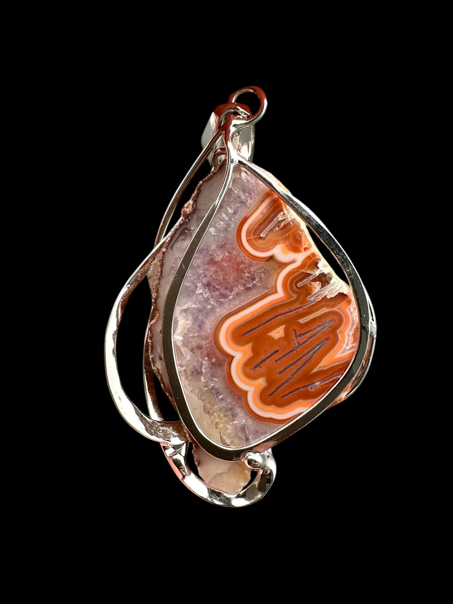 Pendant from lightning agate