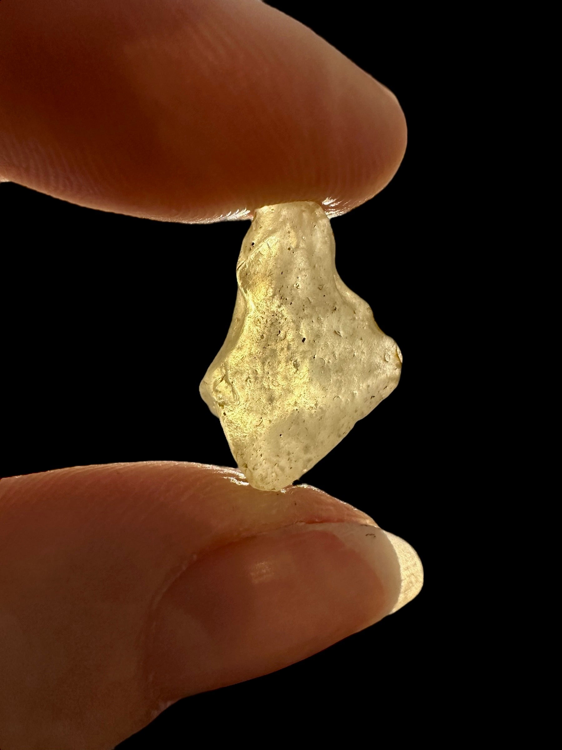 Libyan desert glass - 1,6g - LPS075