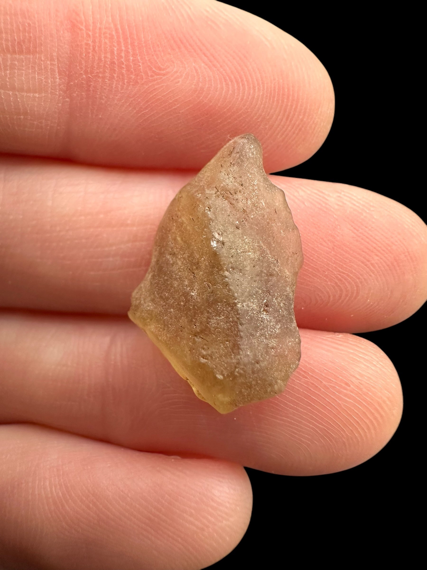 Libyan desert glass - 1,4g