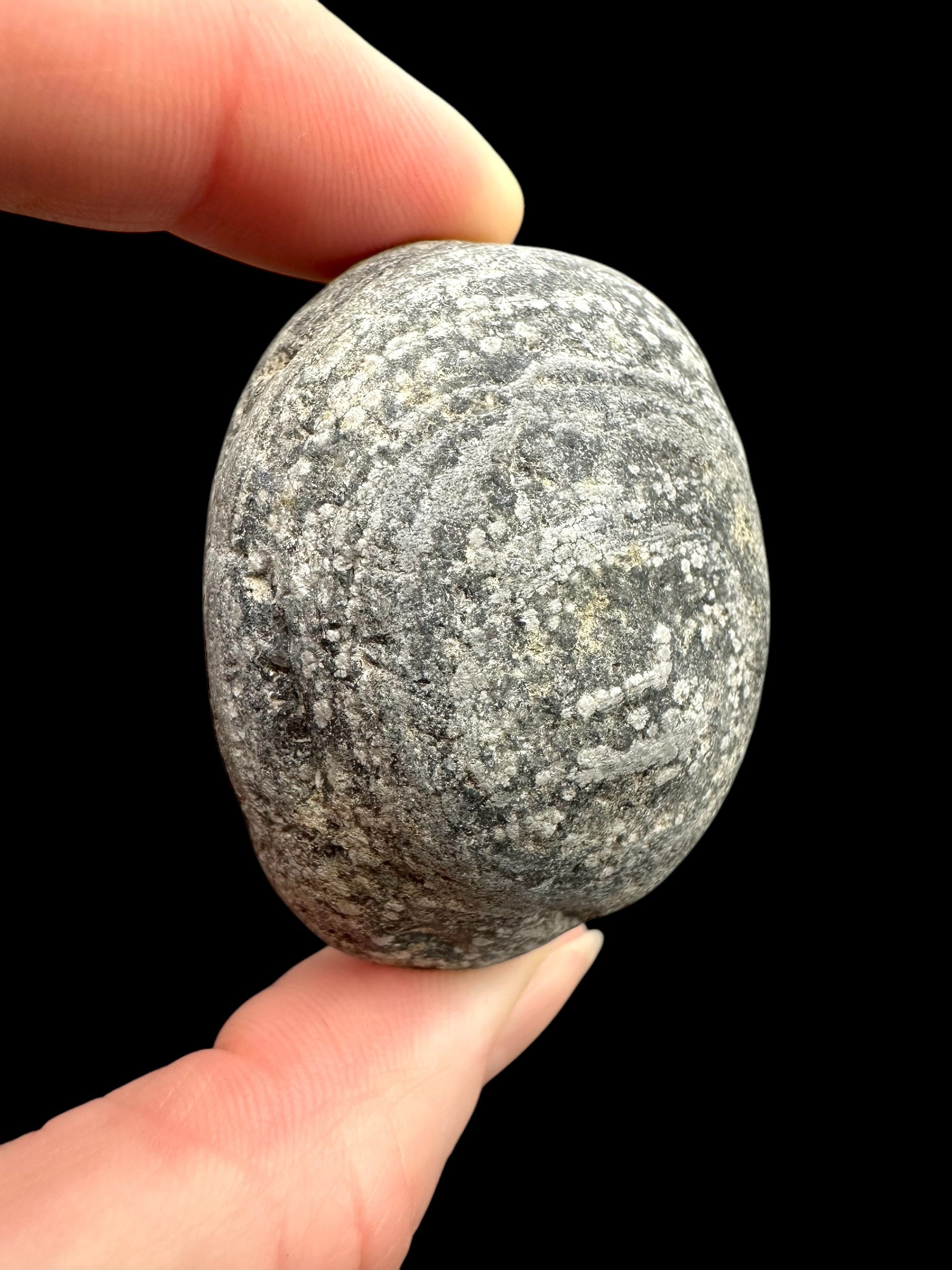 Javan flake obsidian 72,1g – Java, Indonesia - VO036