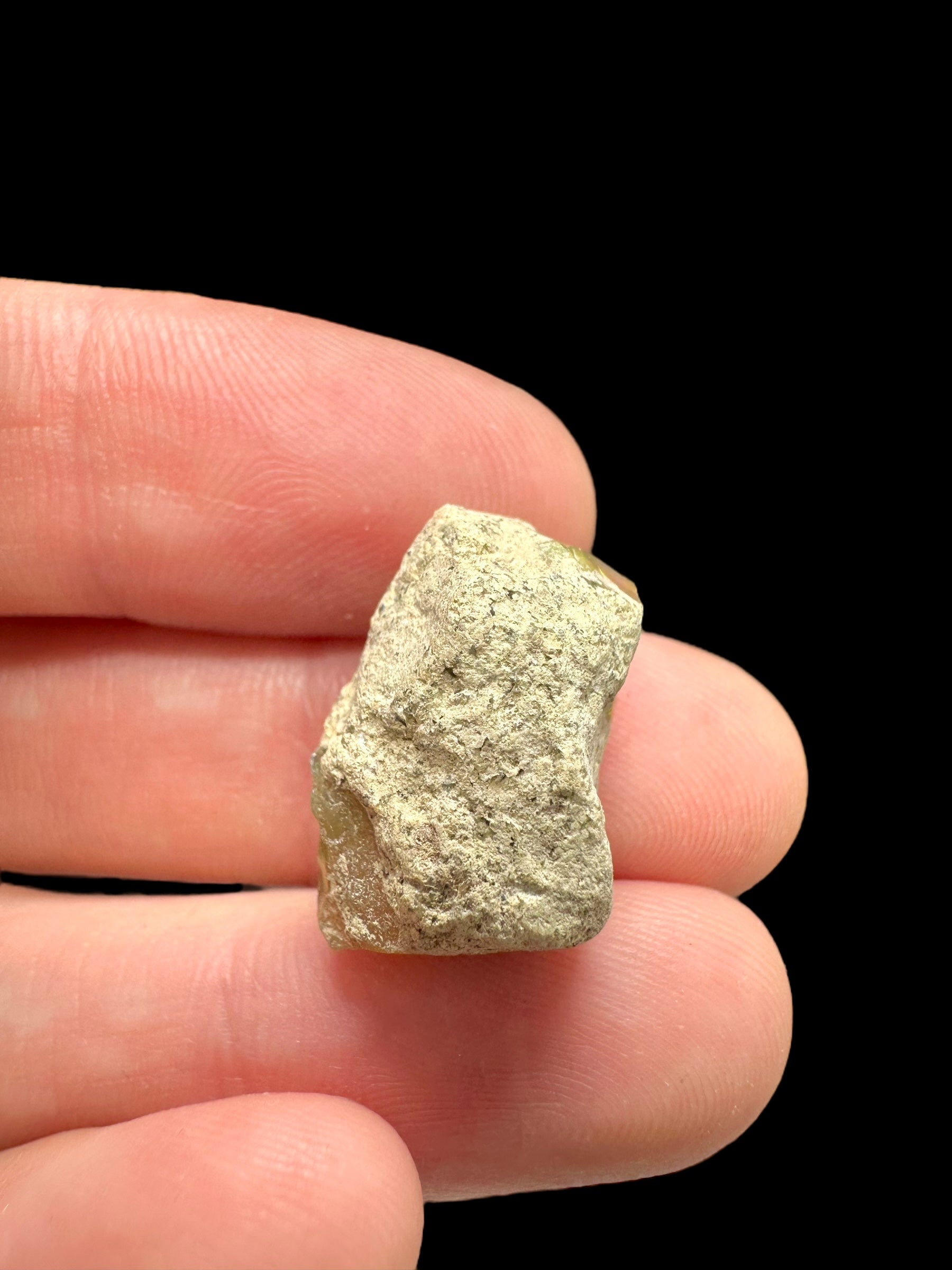 Precious opal 12ct – Welo, Ethiopia - OP038
