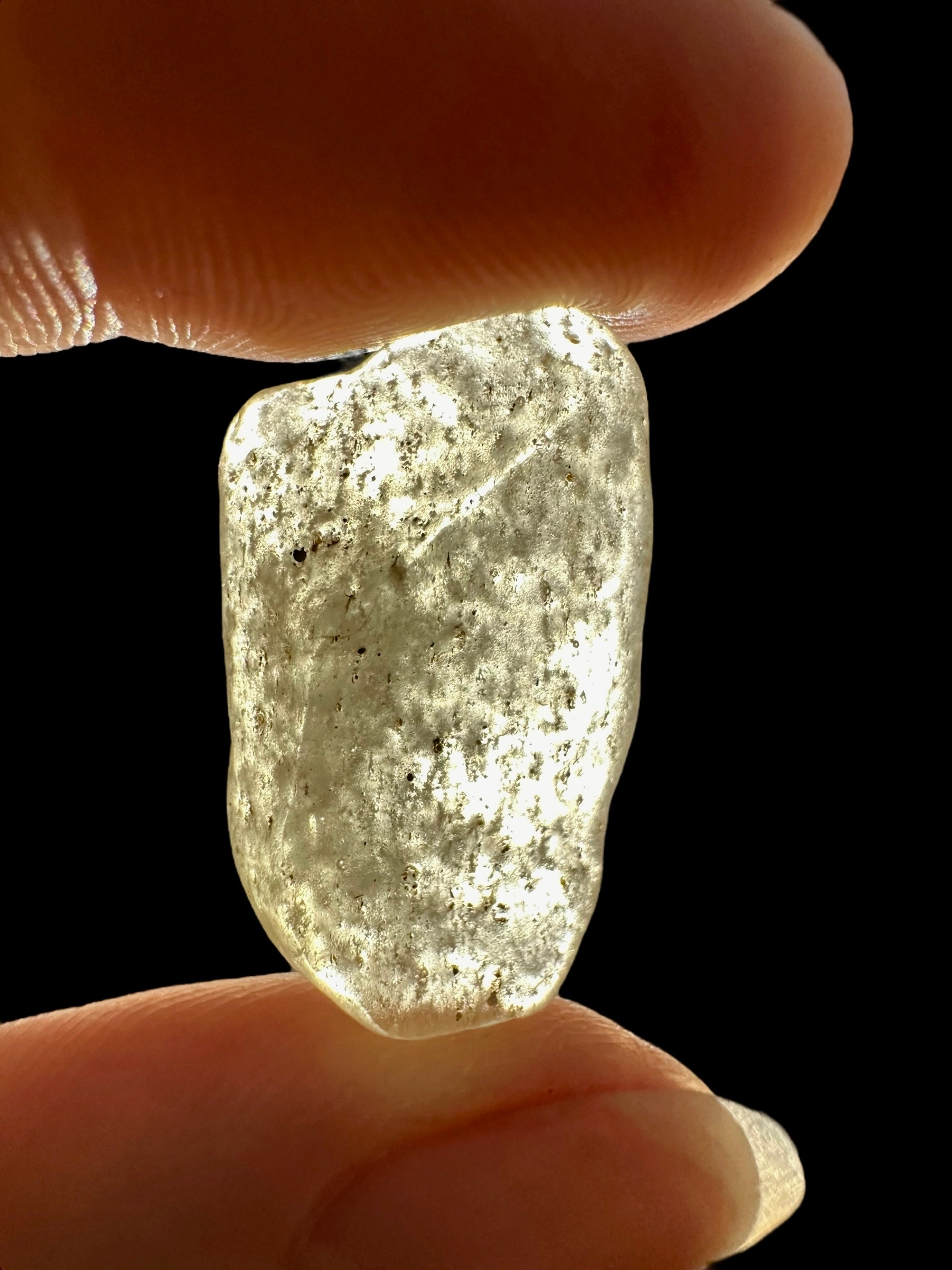 Libyan desert glass - 2,1g - LPS094