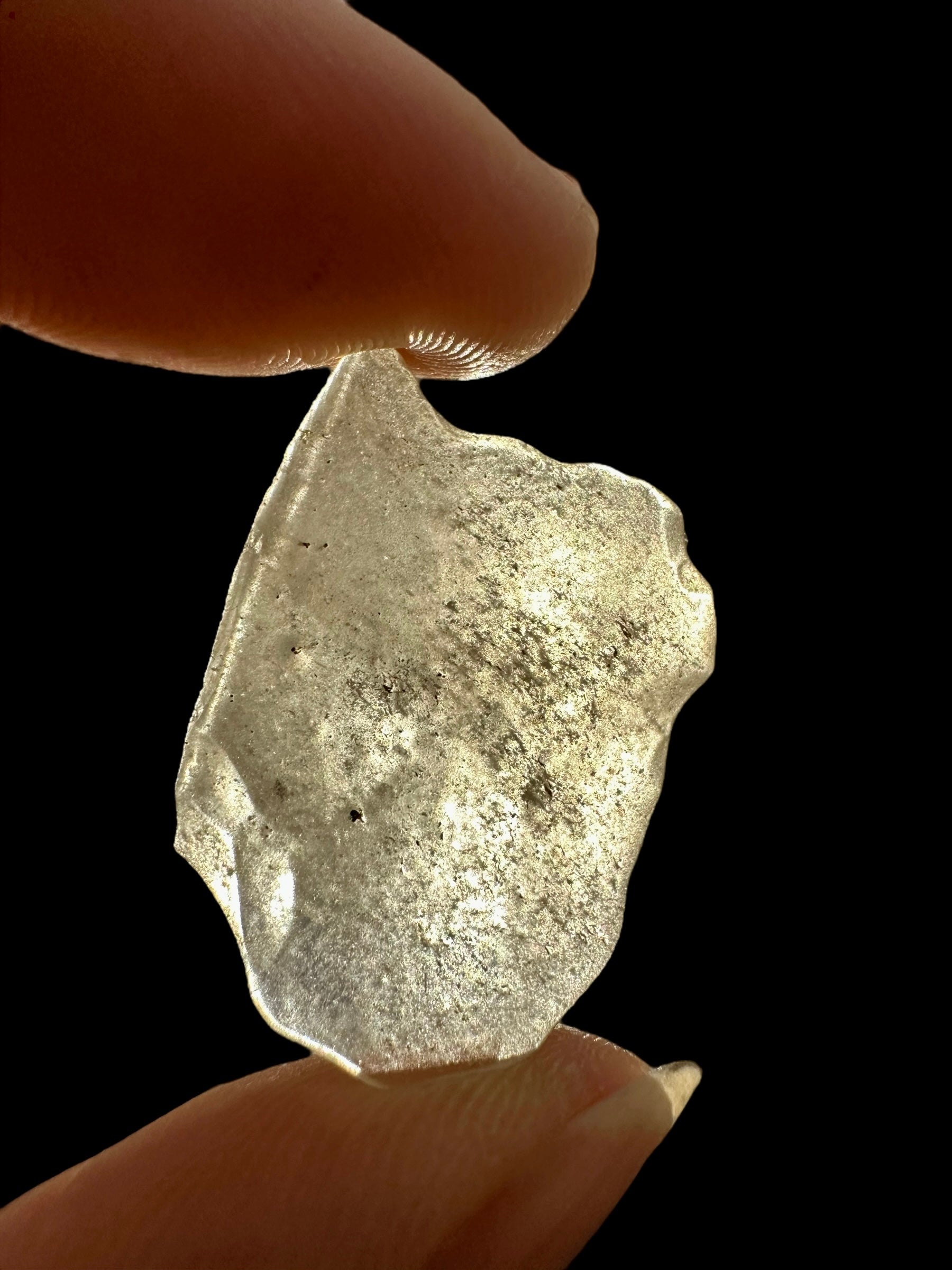 Libyan desert glass - 2g - LPS096