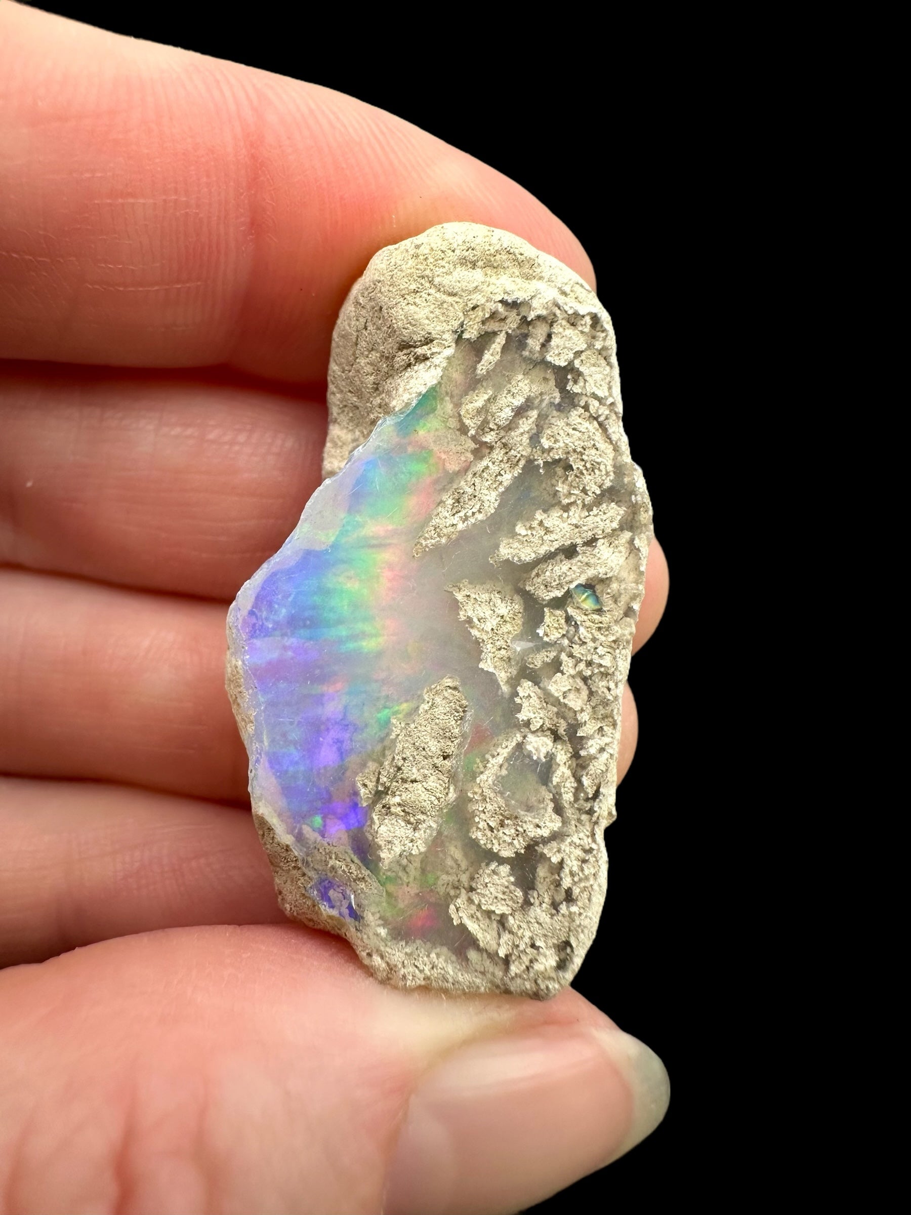 Precious opal 35ct – Welo, Ethiopia