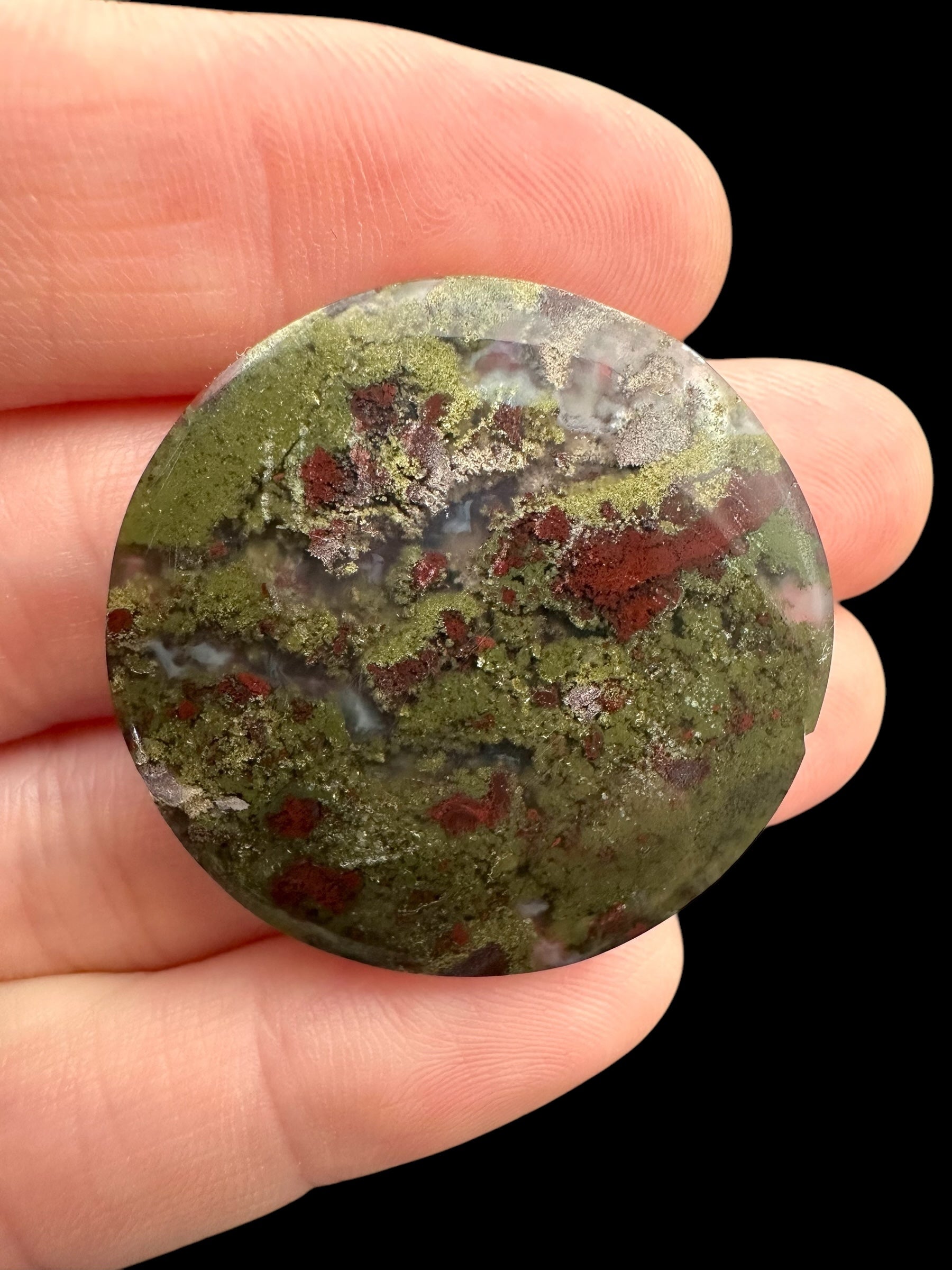 Moos agate cabochon – West Java, Indonesia