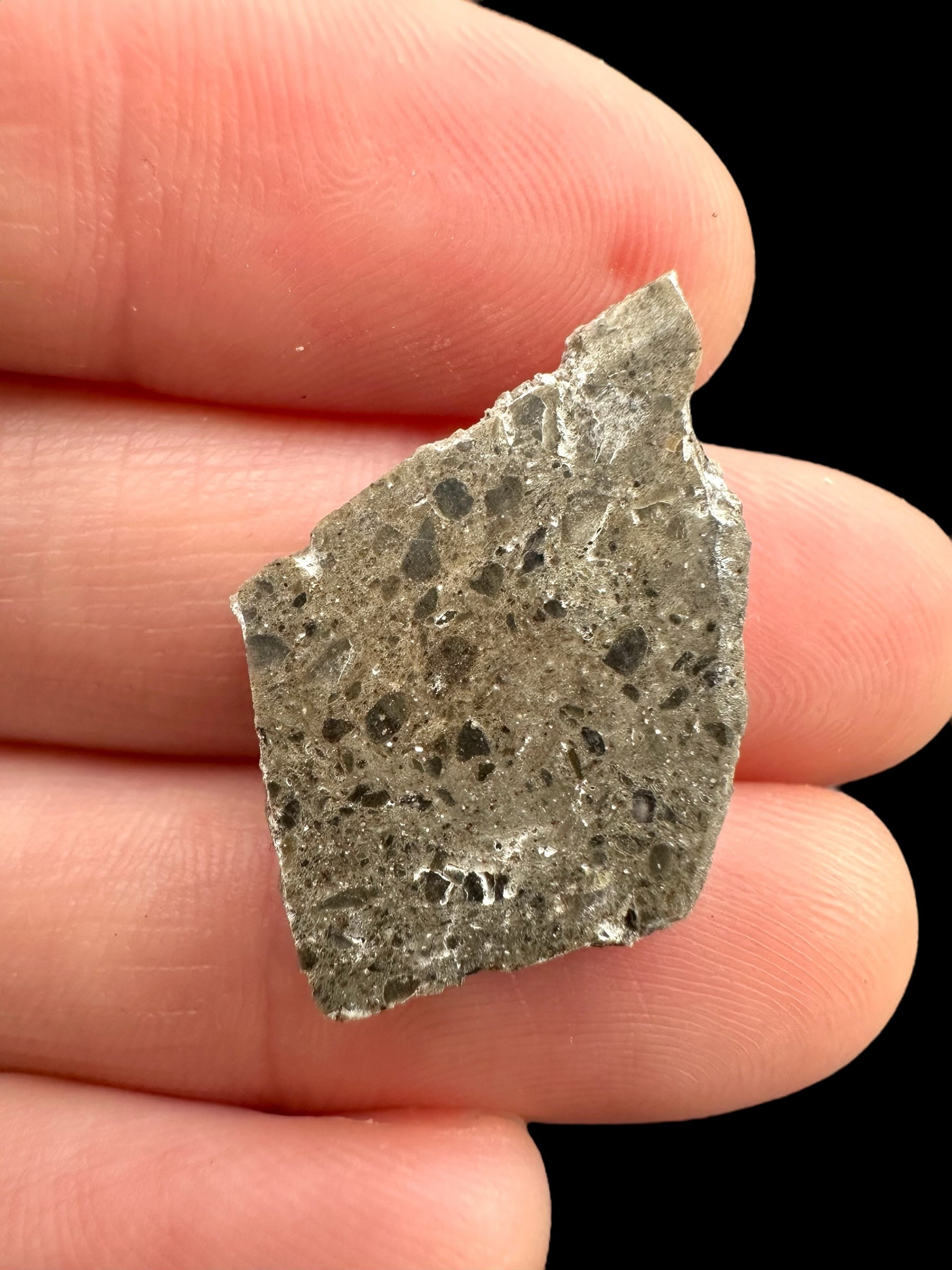 Lunar meteorite Oued el Hamim 001 – 2,1g – Libya
