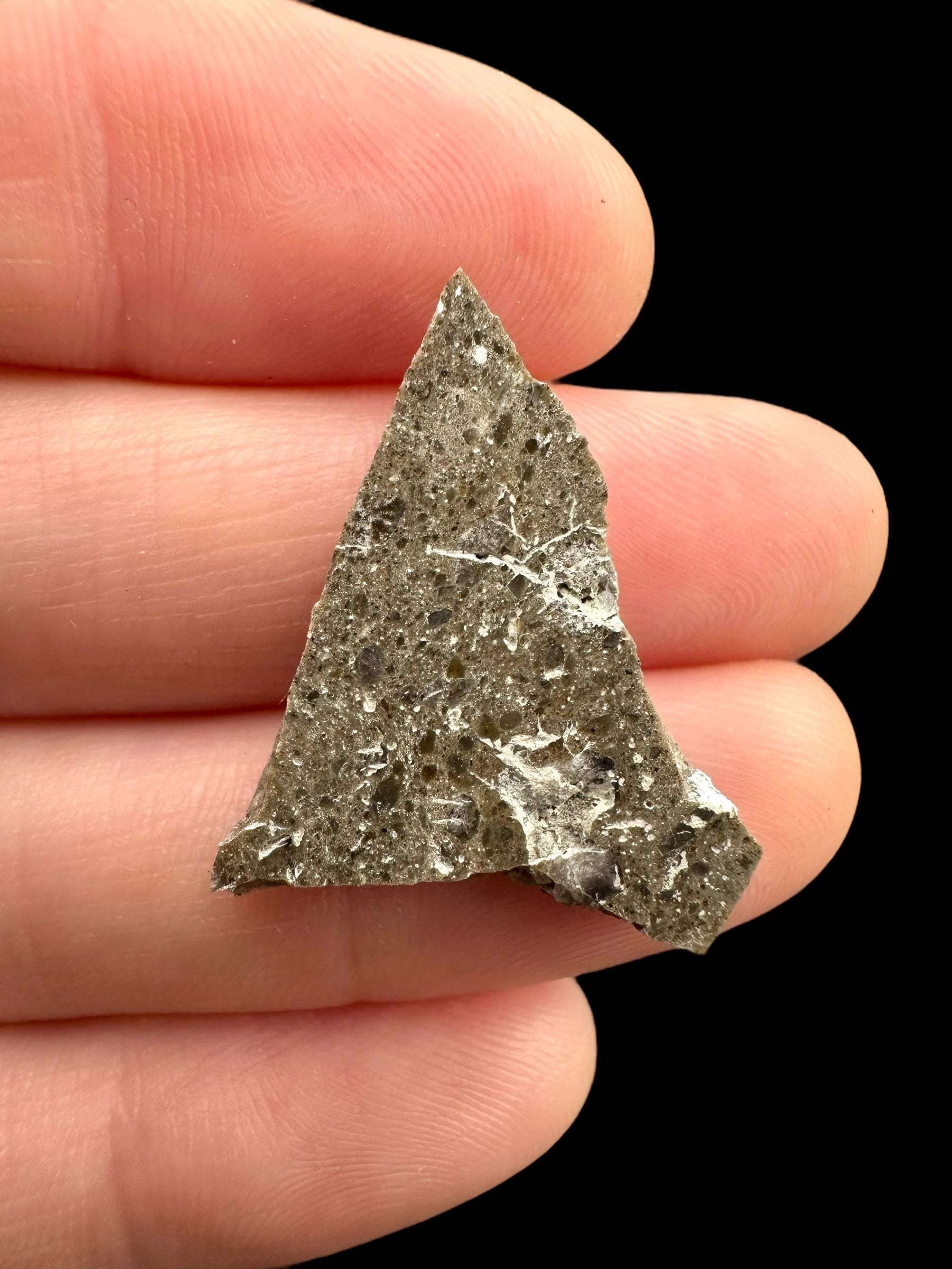 Lunar meteorite Oued el Hamim 001 – 2,1g – Libya